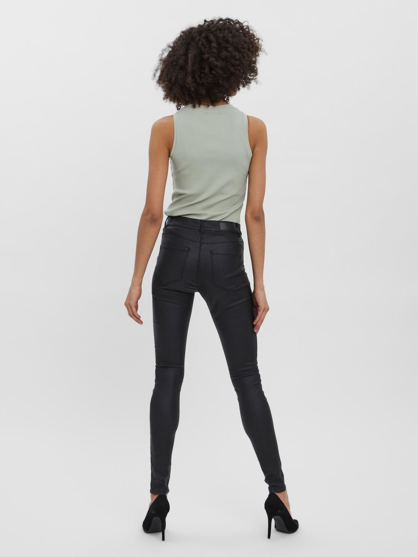 Vero Moda VMSEVEN NW SS SMOOTH COATED PANTS N - Black/COATED Black/COATED 2900125890112