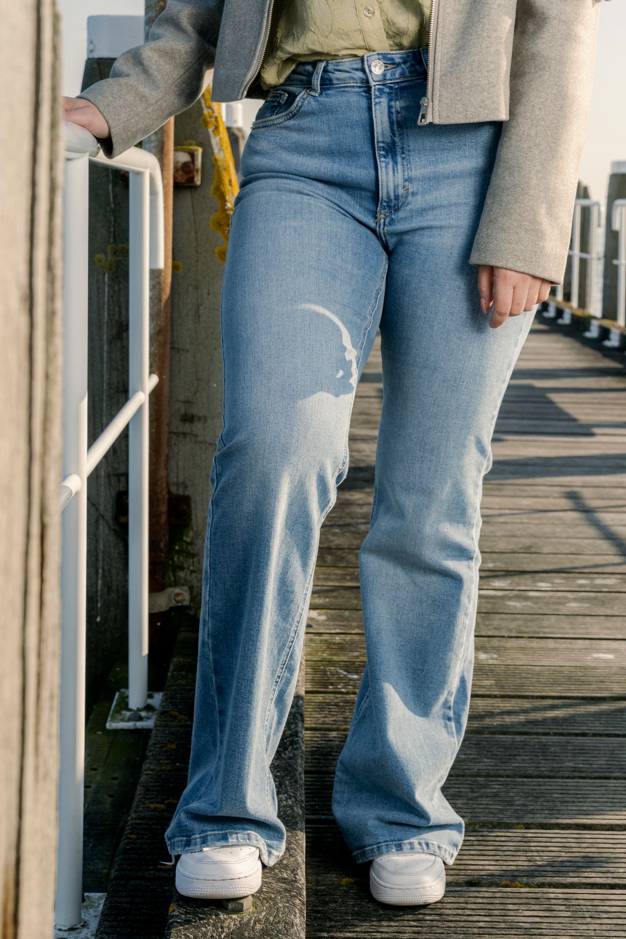 Only ONLJUICY HW WIDE LEG REA365  NOOS - Medium Blue De Medium Blue Denim/NAS365 2900129432141