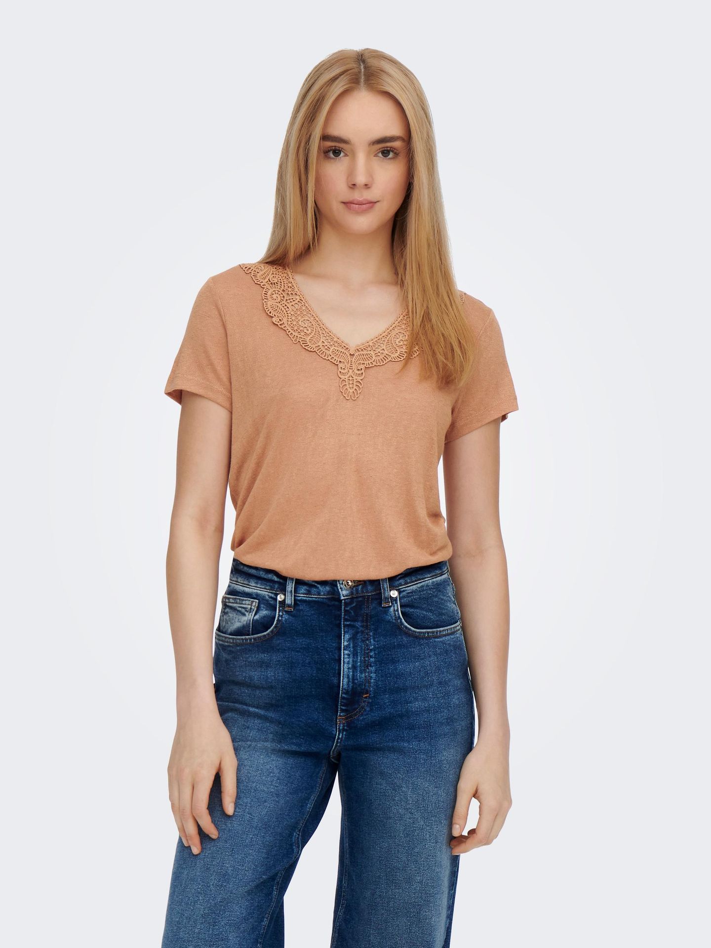 Only ONLNICKI S/S V-NECK MIX TOP JRS - Indian Tan Indian Tan 2900129561032 Only ONLNICKI S/S V-NECK MIX TOP JRS - Indian Tan Indian Tan 2900129561032