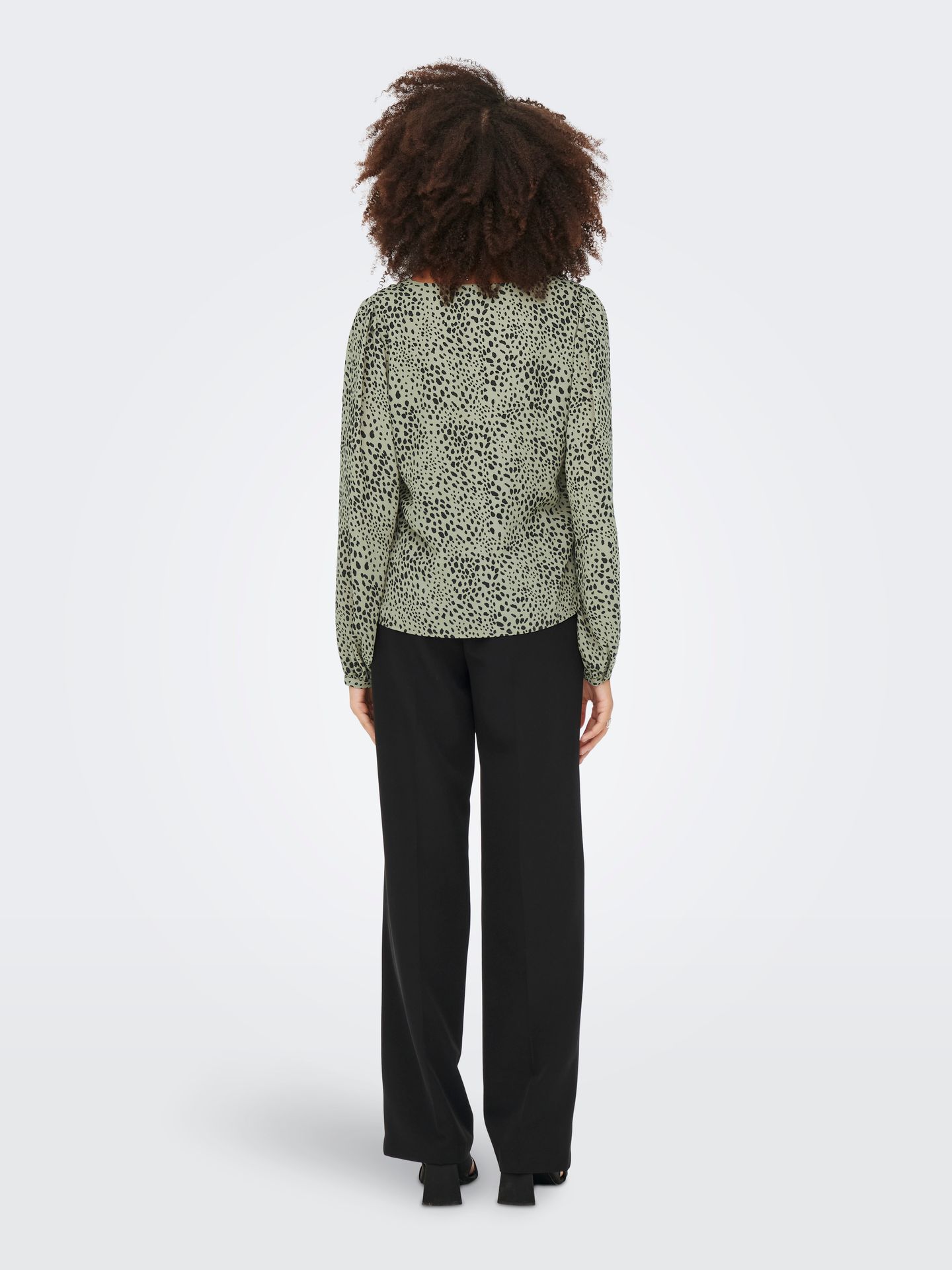 Only ONLSONJA LIFE L/S BUTTON TOP NOOS P - Seagrass/DOT Seagrass/DOT LEO 2900130151031