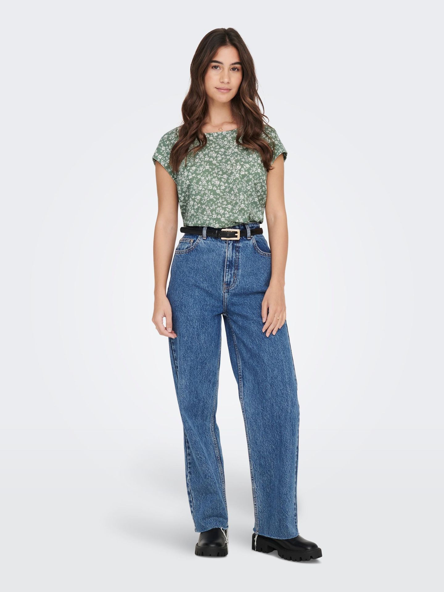 Only ONLVIC S/S AOP TOP NOOS PTM Lily Pad/Emma mono flower 2900134987056