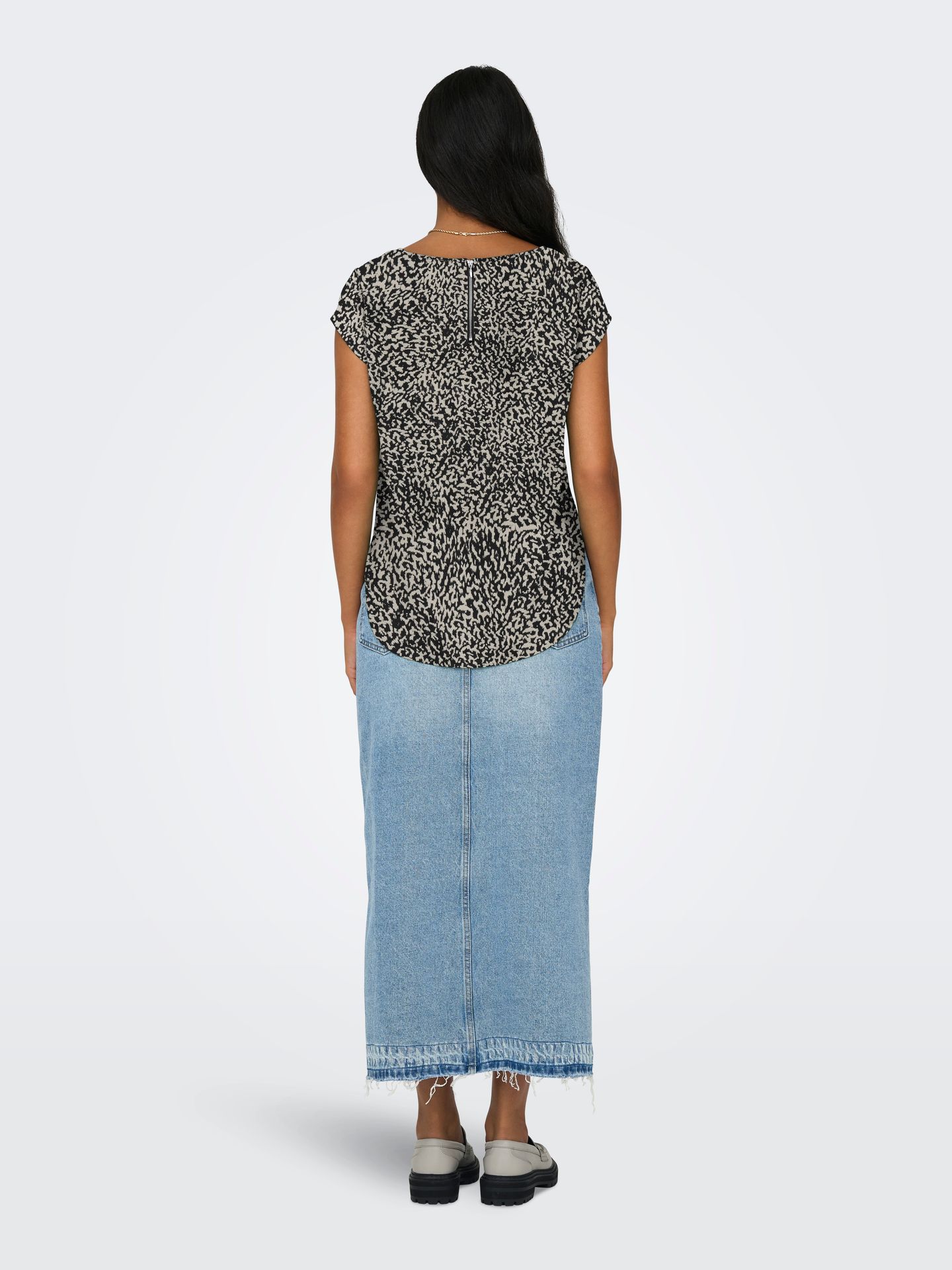 Only ONLVIC S/S AOP TOP NOOS PTM Black/Noelle small graphic 2900154331044