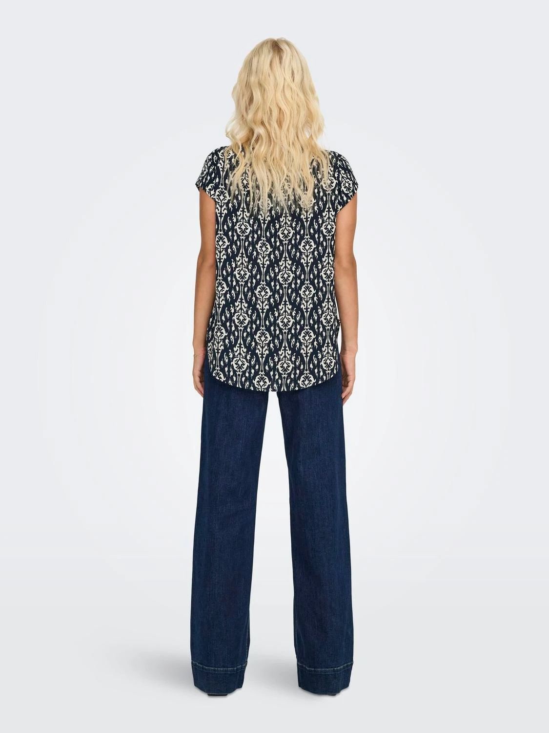 Only ONLVIC S/S AOP TOP NOOS PTM Total Eclipse/Felina simple etchnic 2900154333031