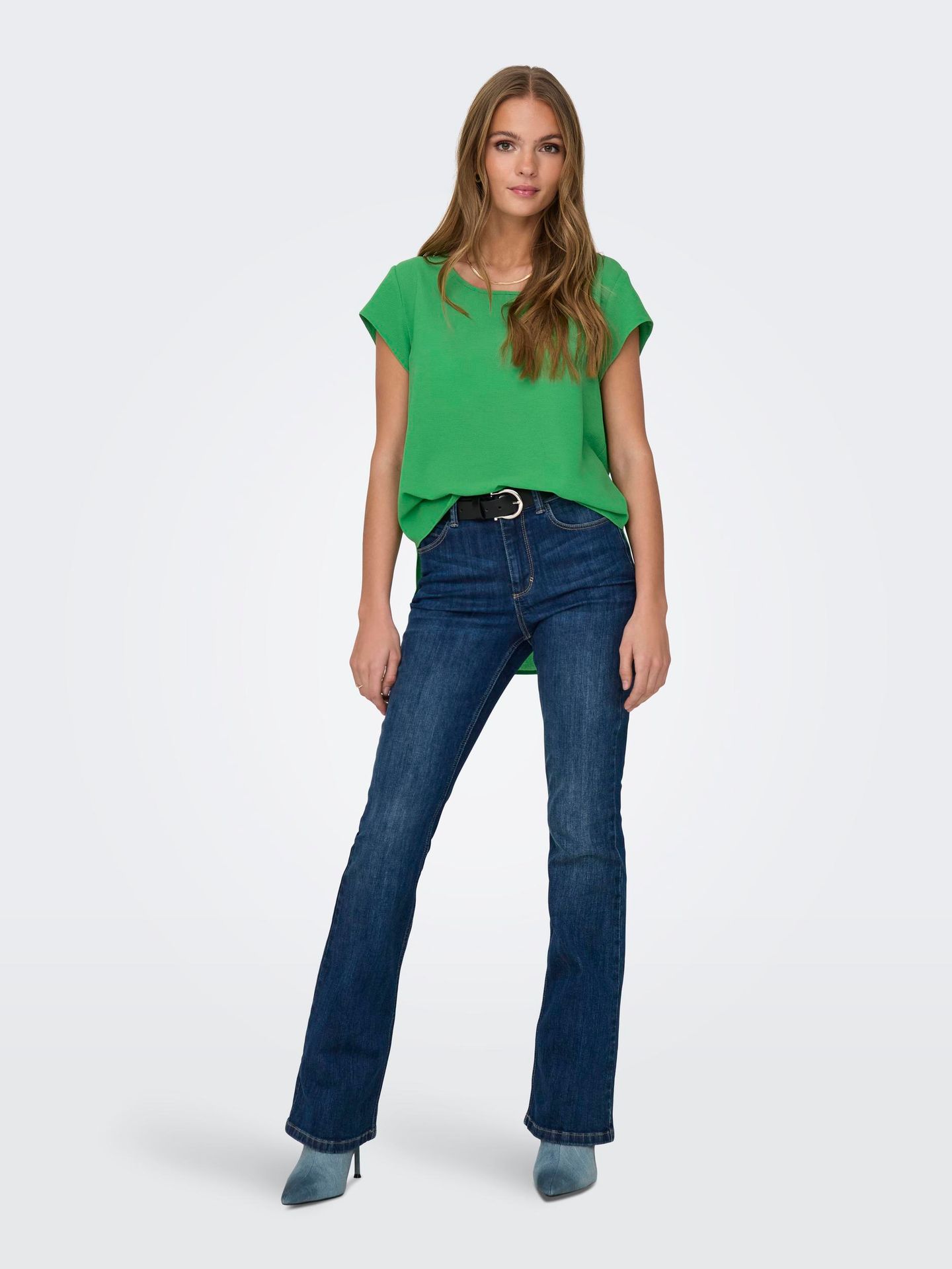 Only ONLVIC S/S SOLID TOP NOOS PTM Green Bee 2900146204011 Only ONLVIC S/S SOLID TOP NOOS PTM Green Bee 2900146204011