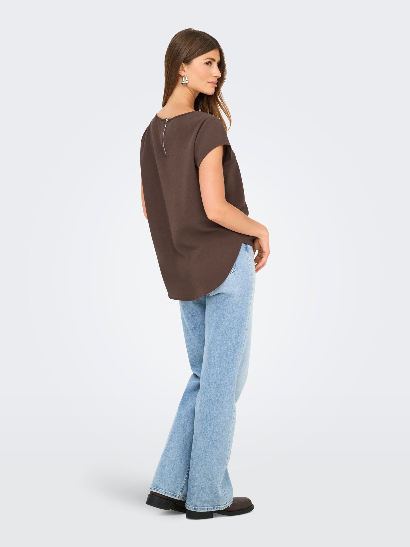 Only ONLVIC S/S SOLID TOP NOOS PTM Chocolate Martini 2900158412022 Only ONLVIC S/S SOLID TOP NOOS PTM Chocolate Martini 2900158412022