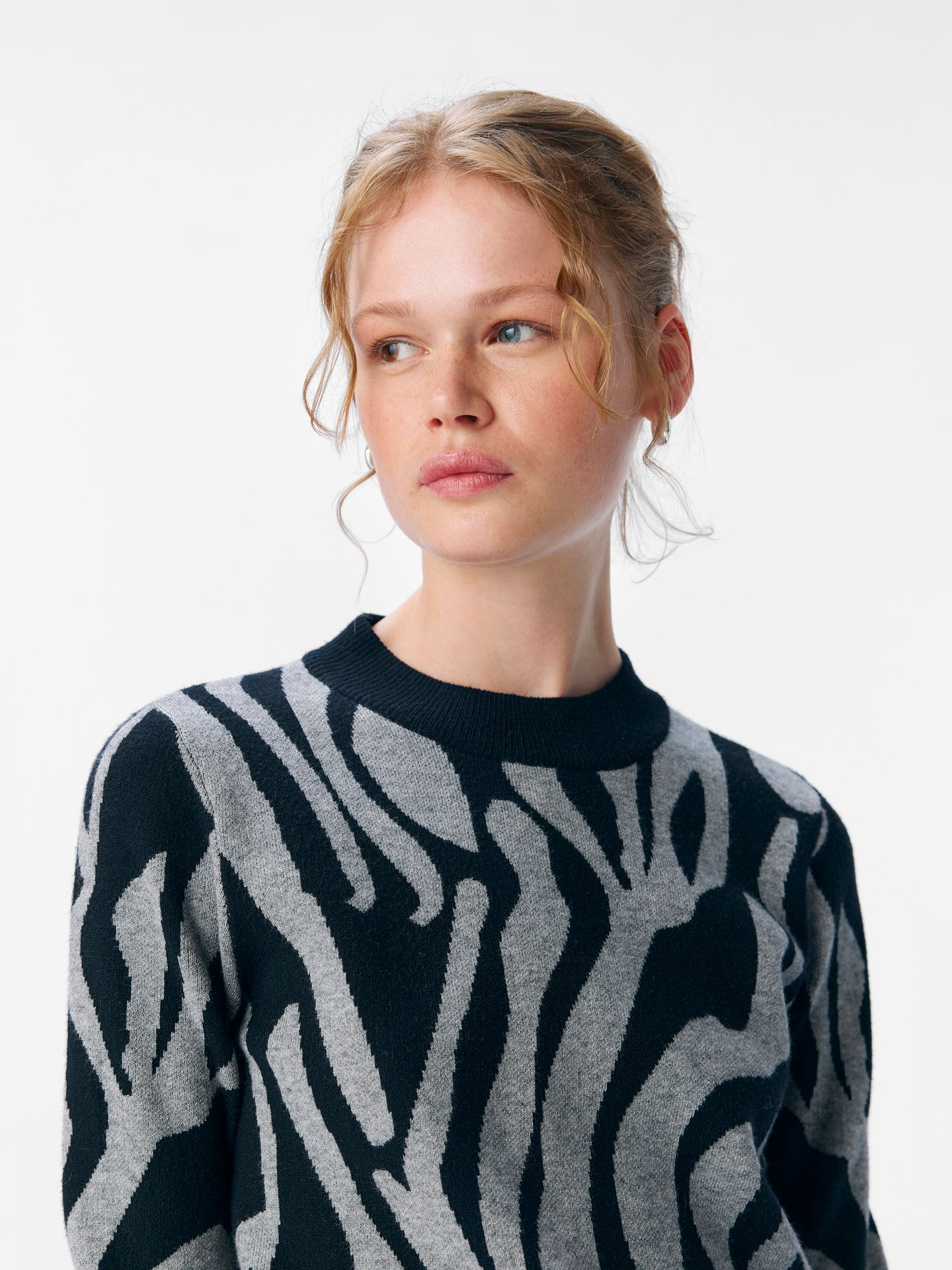 Object OBJRAY L/S  KNIT PULLOVER AOP NOOS Black/Mgm abstract 2900159669012