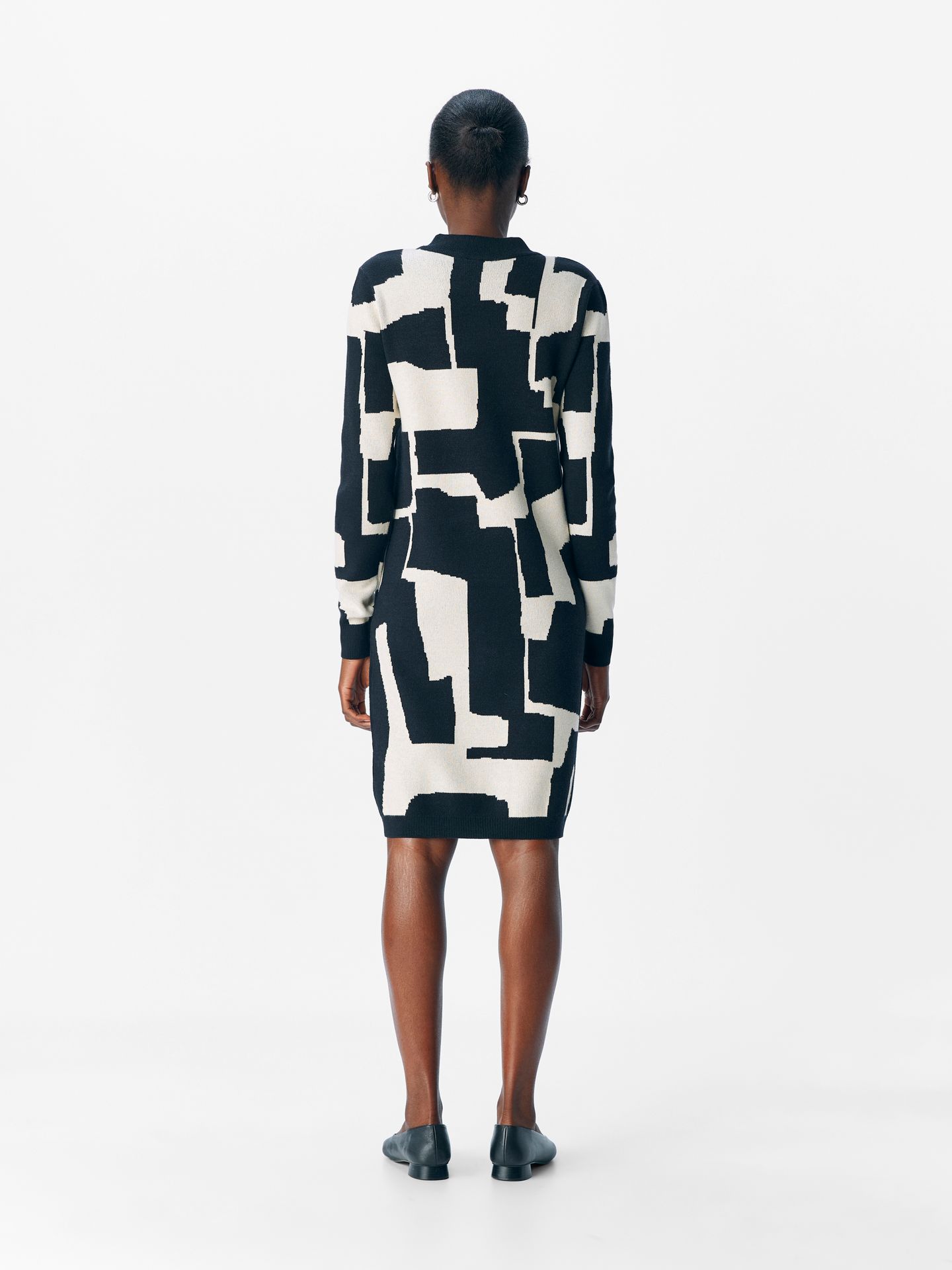 Object OBJRAY L/S  KNIT DRESS AOP NOOS Black/Sandshell graphic blocking 2900159525011