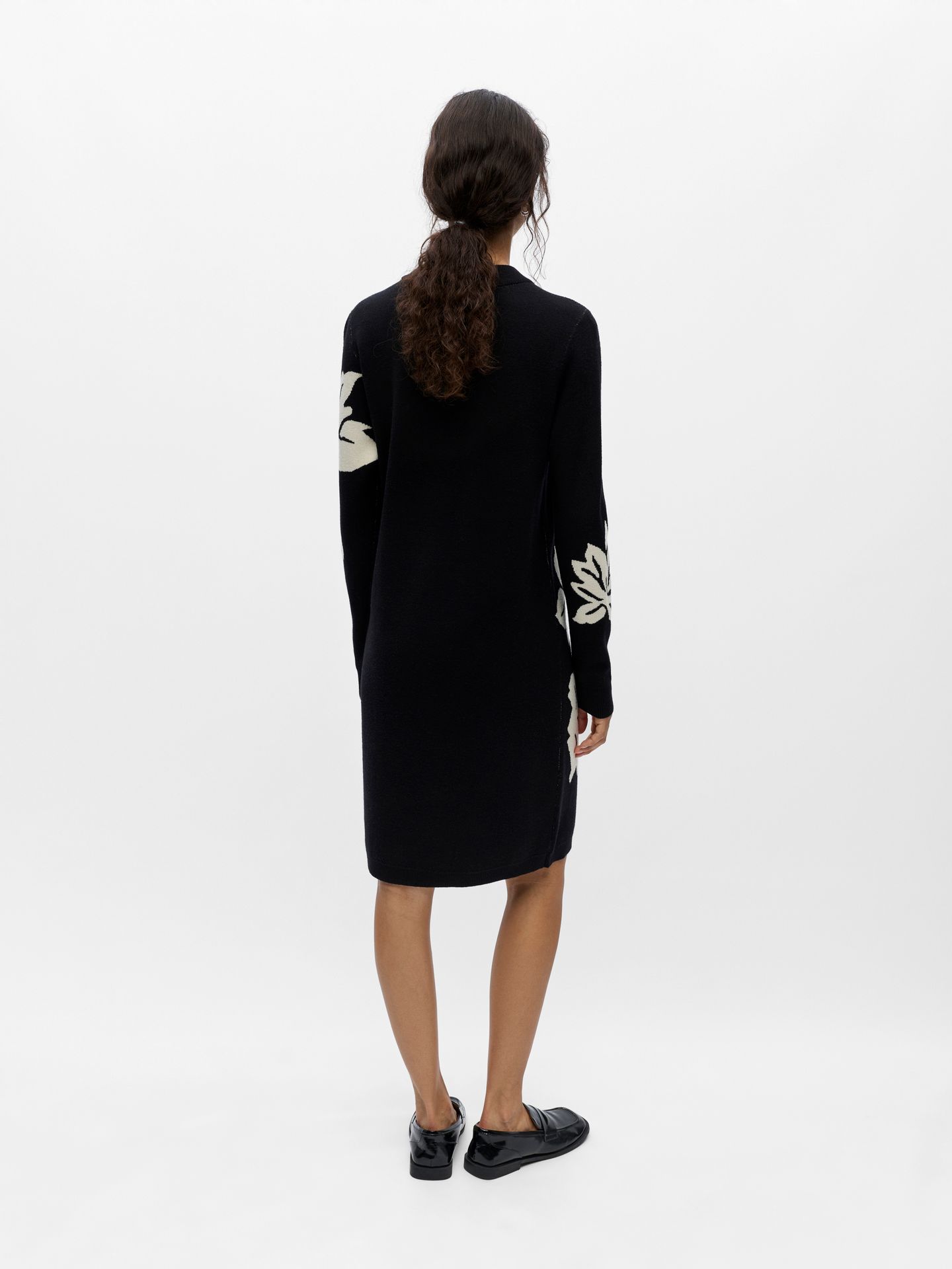 Object OBJRAY L/S  KNIT DRESS AOP NOOS Black/Sandshell big flower 2900169559013