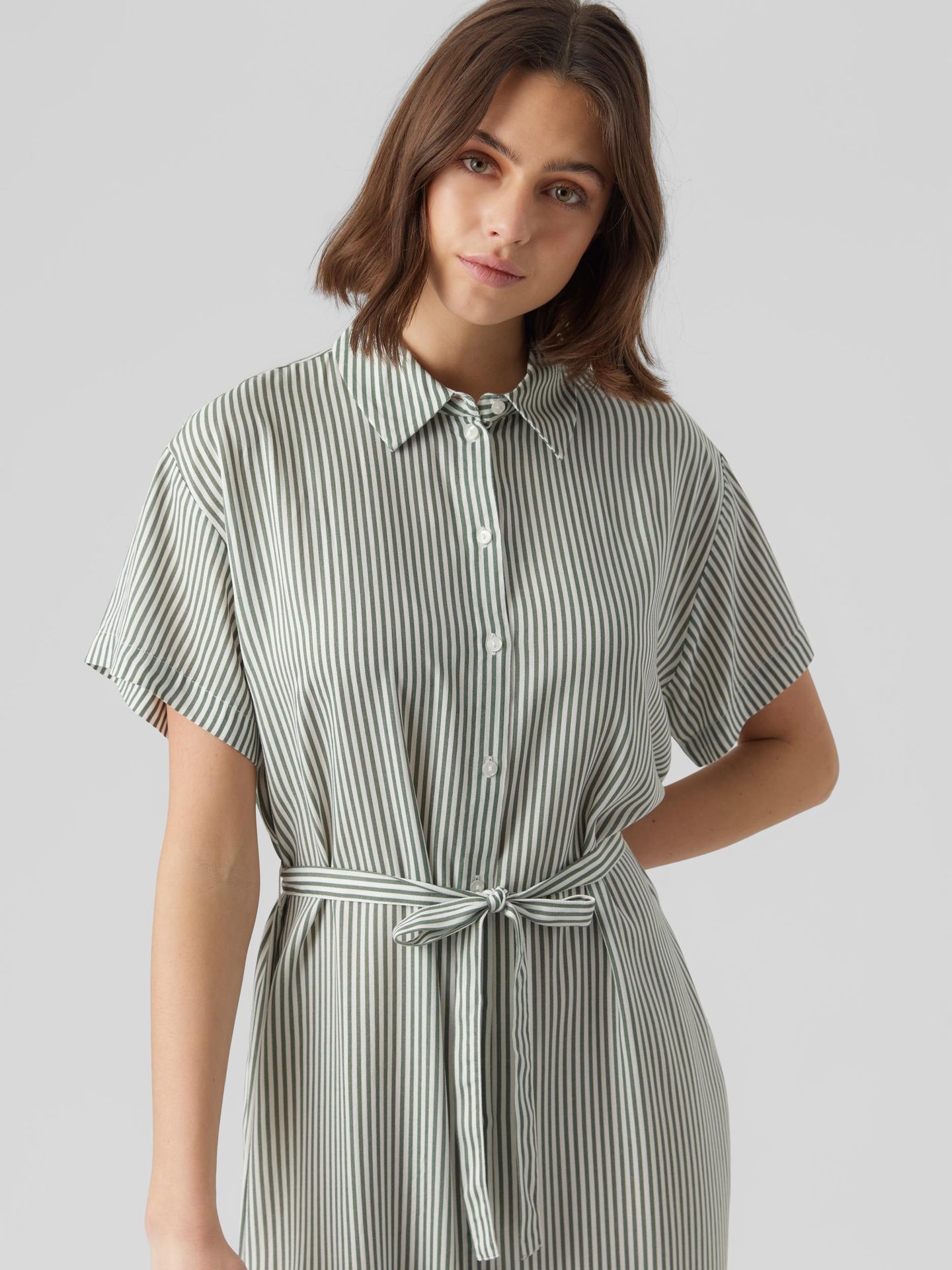 Vero Moda VMBUMPY SS CALF SHIRT DRESS NOOS Snow White/Laurel wreath 00102749-EKA26011400001275