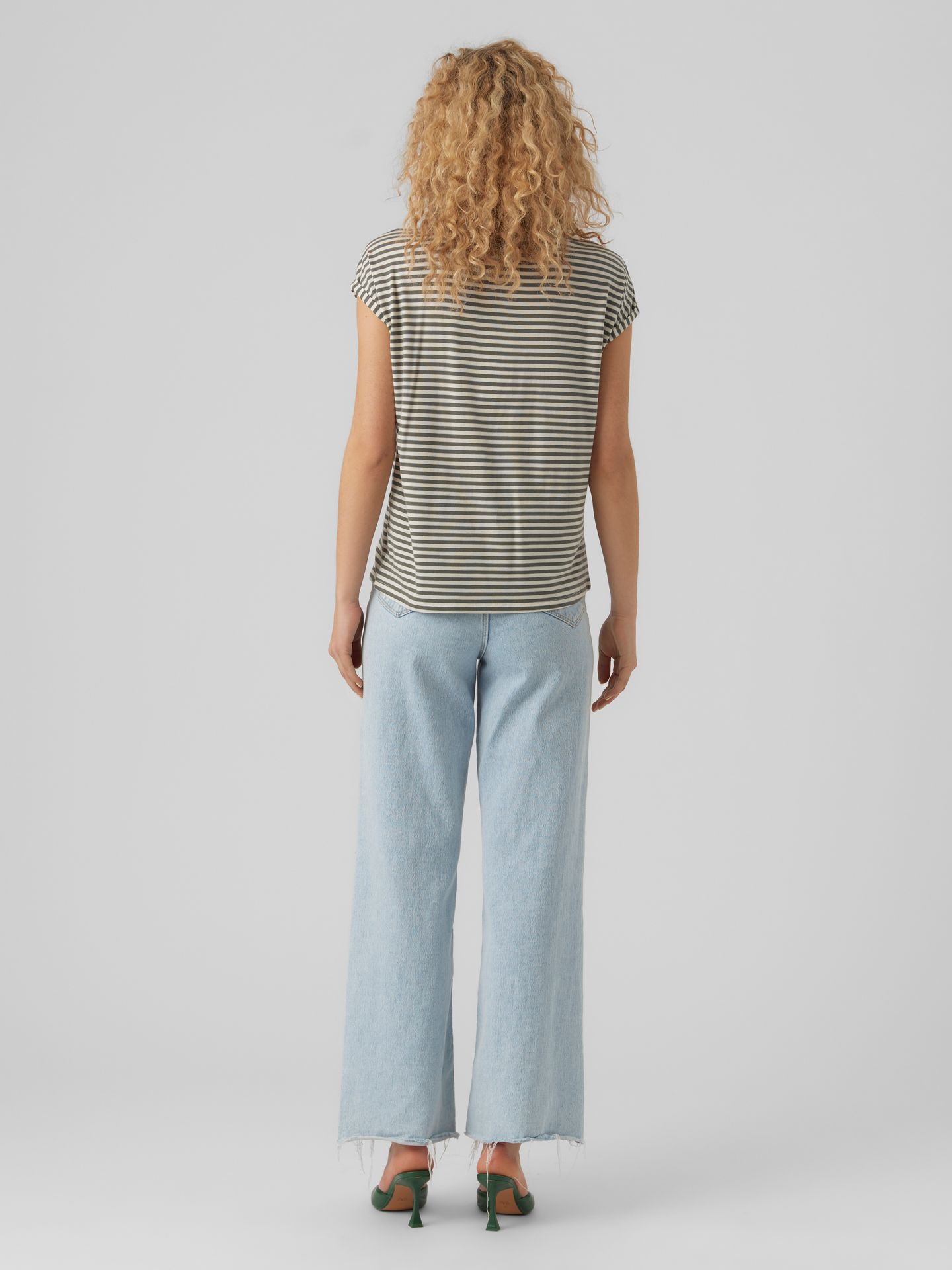 Vero Moda VMAVA PLAIN SS TOP STRIPE GA JRS  N Laurel Wreath/PRISTINE 2900153549020