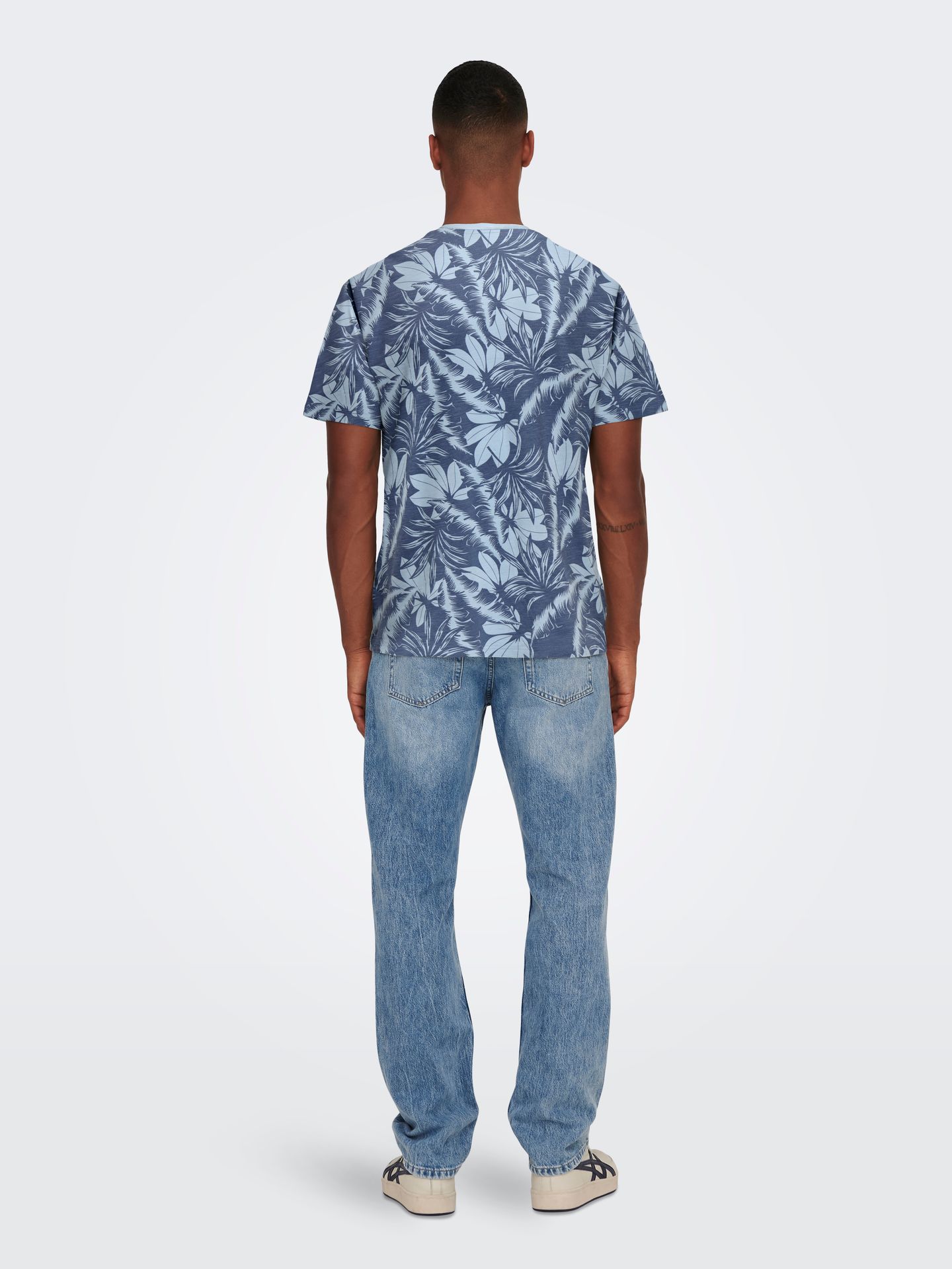 Only & Sons ONSPERRY LIFE REG LEAF AOP SS TEE N Vintage Indigo/VINTAGE INDIGO W. PO 2900155836012