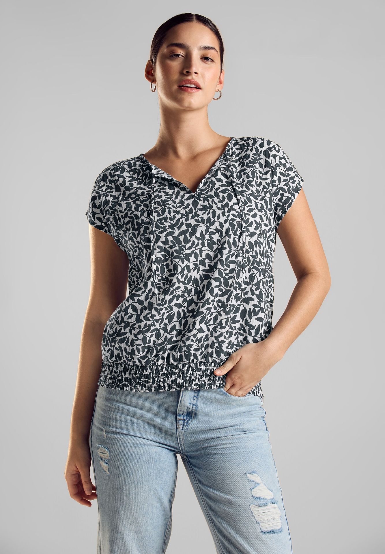 Street-One Printed shirtblouse w smok det cool vintage green 2900145786051 Street-One Printed shirtblouse w smok det cool vintage green 2900145786051