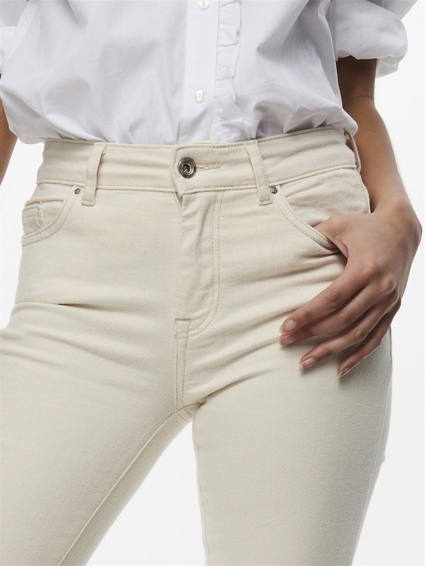 Only ONLBLUSH MID FLARED DNM NOOS Ecru 2900145202117 Only ONLBLUSH MID FLARED DNM NOOS Ecru 2900145202117