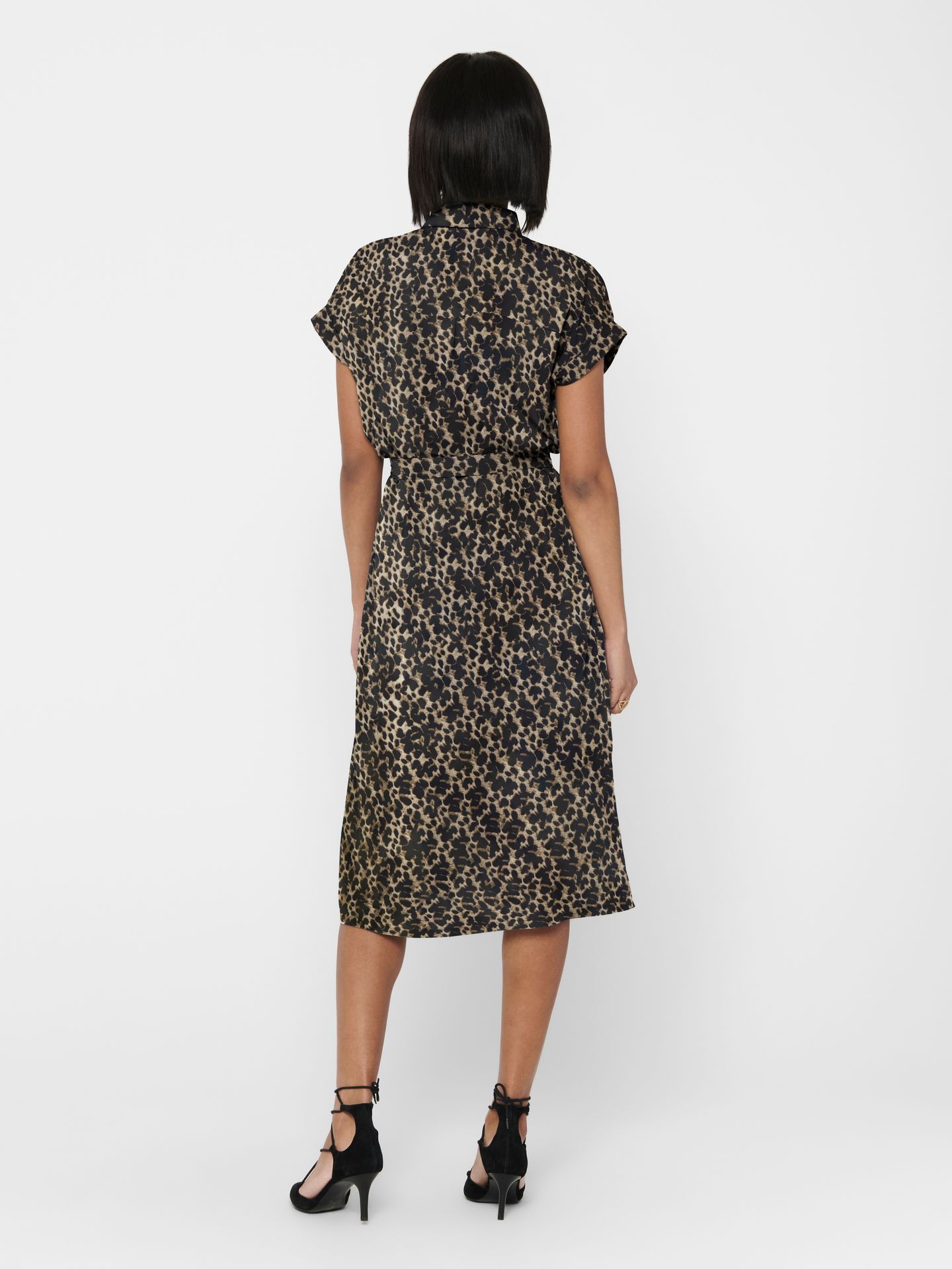 Only ONLHANNOVER S/S SHIRT DRESS NOOS WV Black/LEO 2900154627055