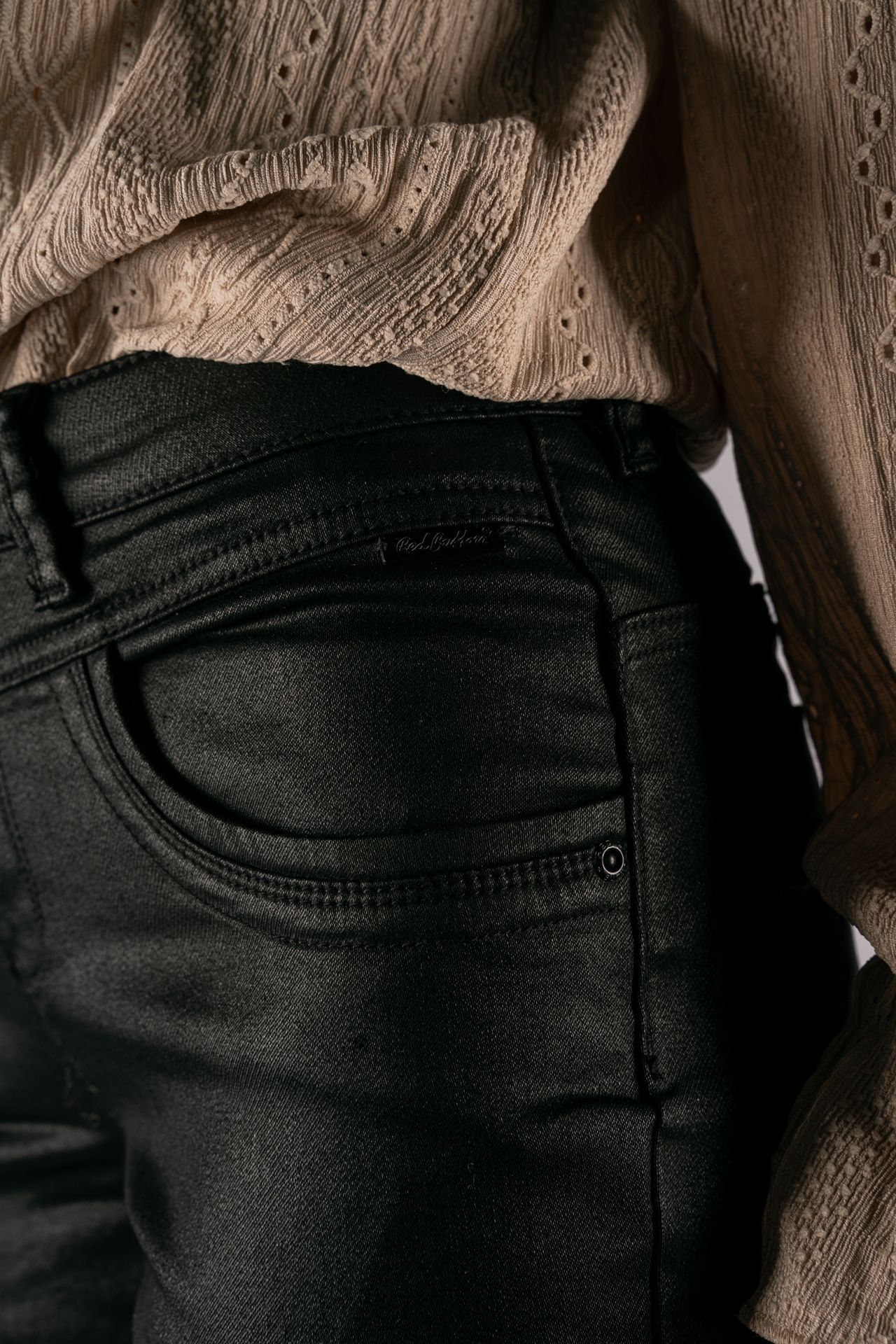 Red Button Molly black coating black1 2900139214065