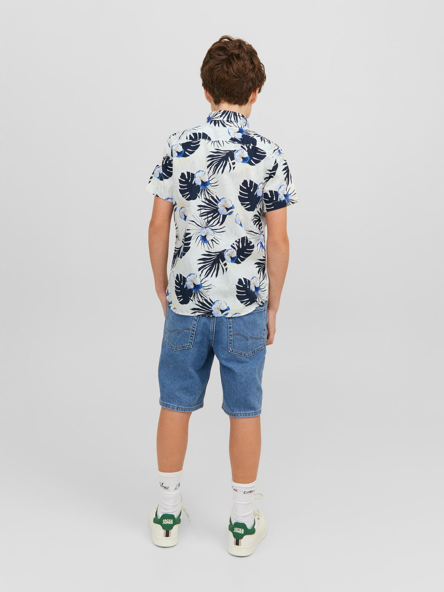 Jack & Jones JORJAMES TULUM AOP SHIRT SS JNR Cloud Dancer 2900139381040