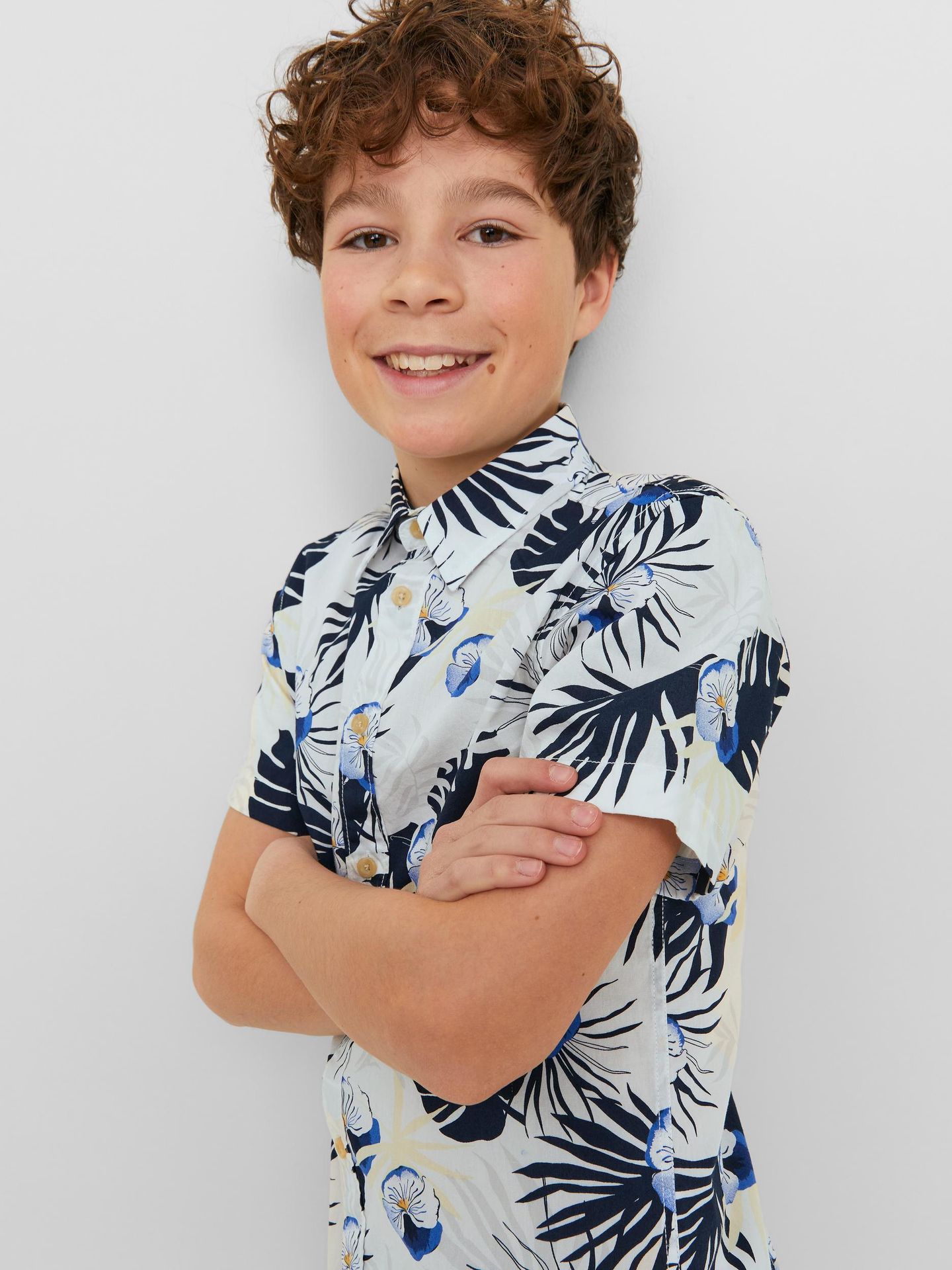 Jack & Jones JORJAMES TULUM AOP SHIRT SS JNR Cloud Dancer 2900139381040