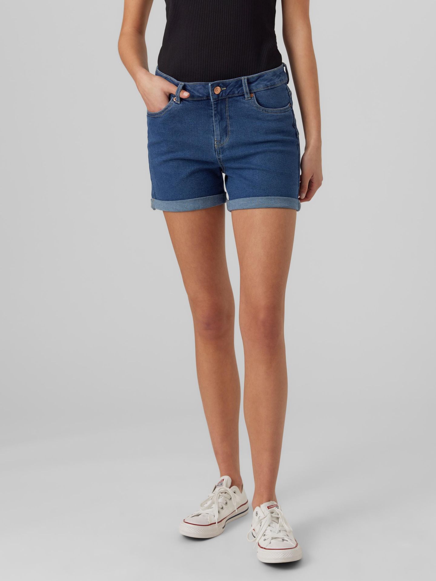 Vero Moda VMLUNA MR FOLD SHORTS MIX GA NOOS Medium Blue Denim 2900139767011