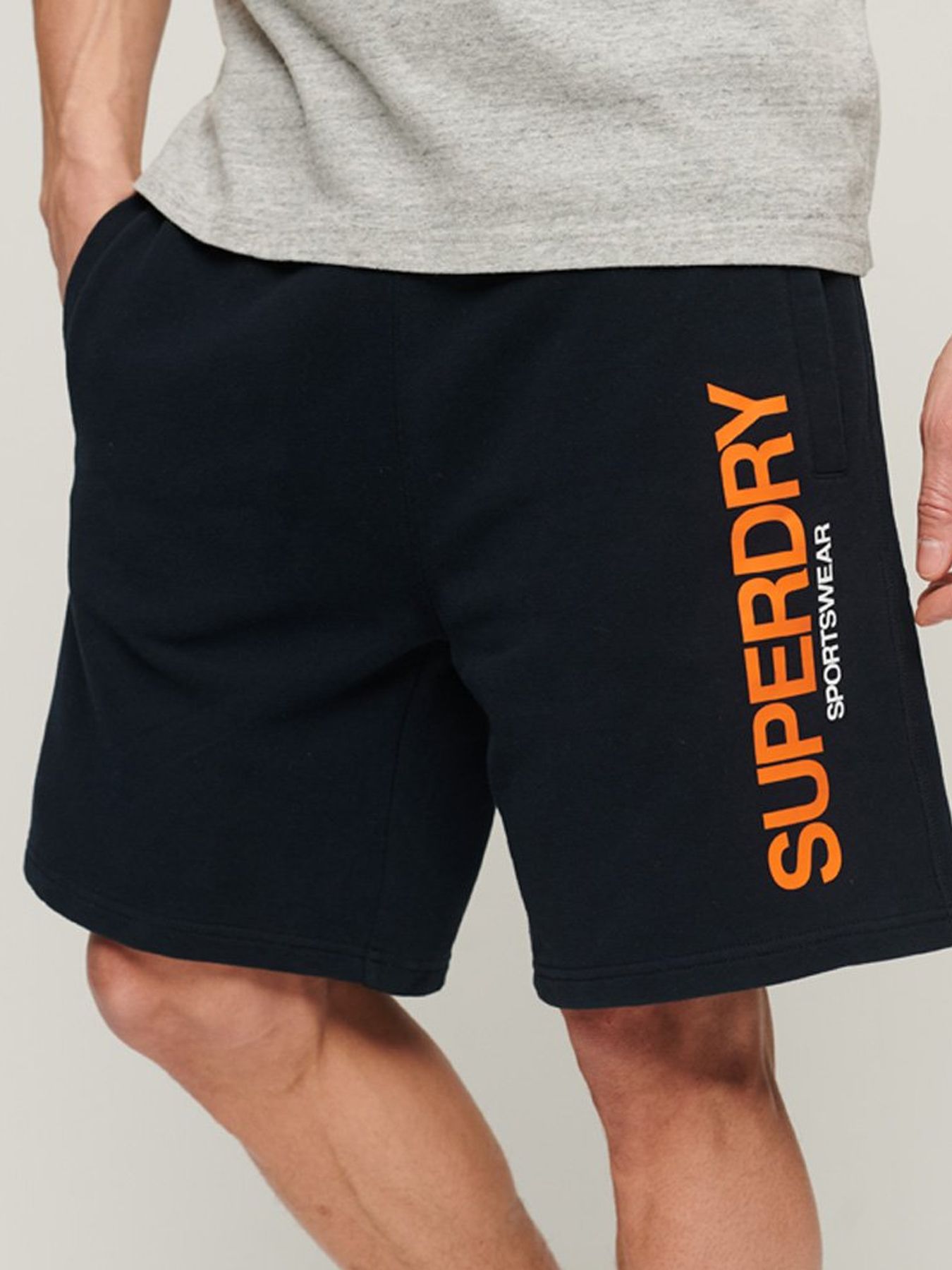 Superdry Code sportswear loose short Eclipse 00104572-98T