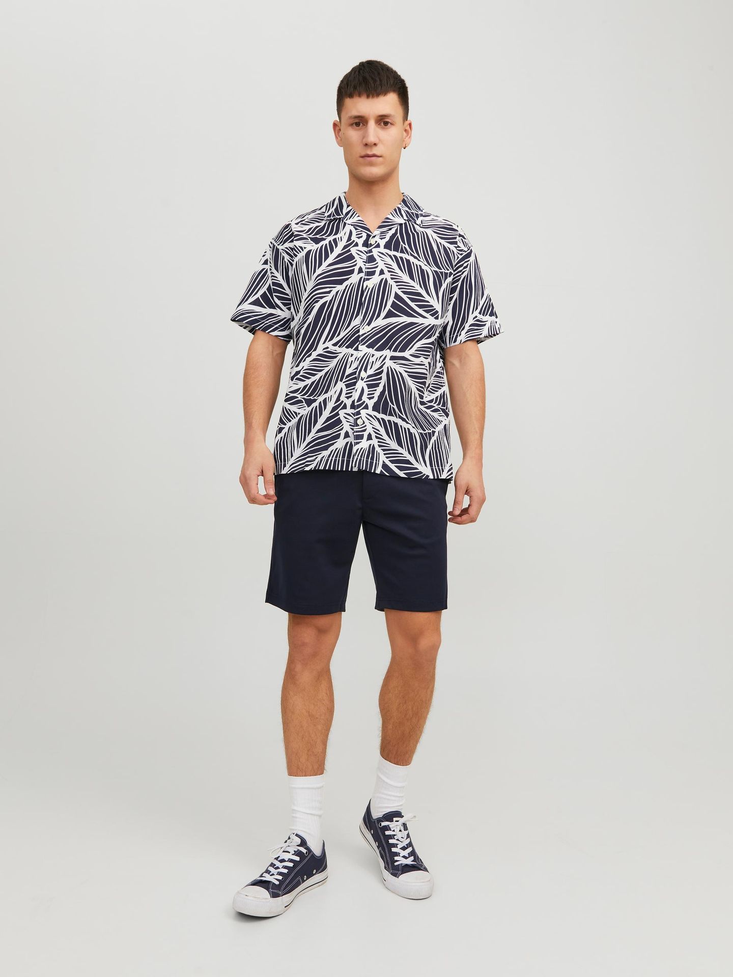 Jack & Jones JPRBLASUMMER LINEN LEAF RESORT SHIR Navy Blazer/SUPER SLIM 2900140586038 Jack & Jones JPRBLASUMMER LINEN LEAF RESORT SHIR Navy Blazer/SUPER SLIM 2900140586038