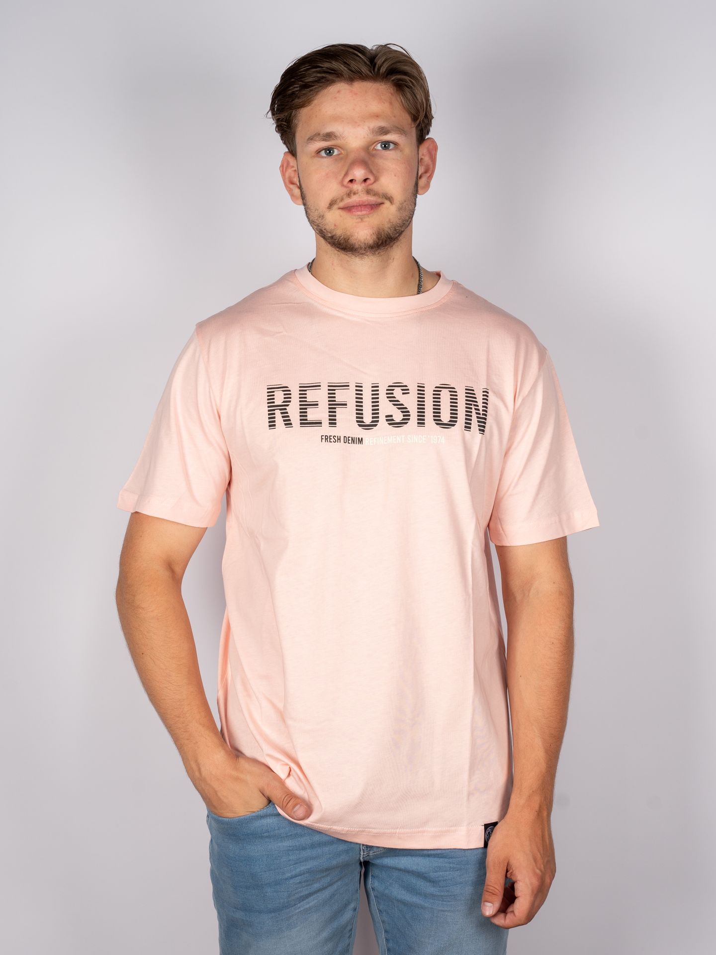 Refusion T-shirt 08 Roze 00104797-F2