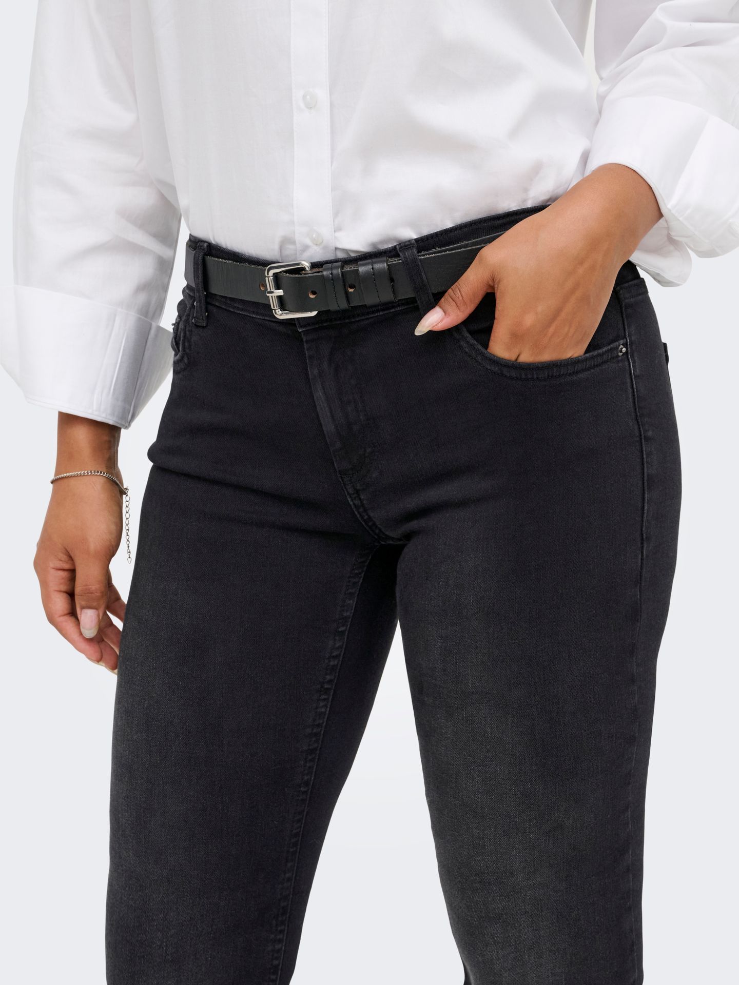 Only ONLBLUSH MID FLARED DNM TAI1099 NOO Washed Black 2900140787077