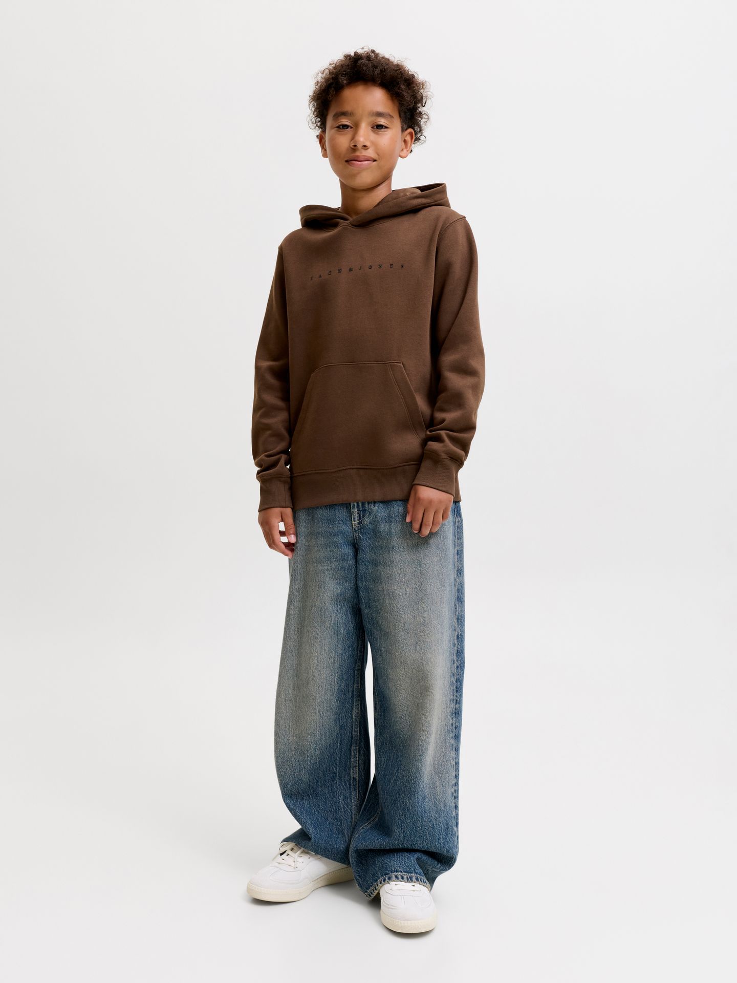 Jack & Jones JJESTAR JJ SWEAT HOOD NOOS JNR Cocoa 2900167891030