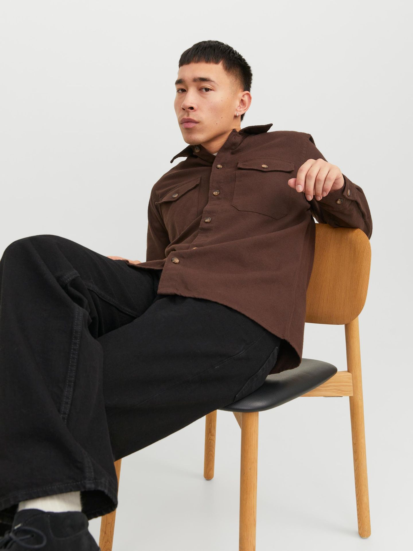 Jack & Jones JJEEDDIE OVERSHIRT LS NOOS Seal Brown/SOLID 2900140955025 Jack & Jones JJEEDDIE OVERSHIRT LS NOOS Seal Brown/SOLID 2900140955025