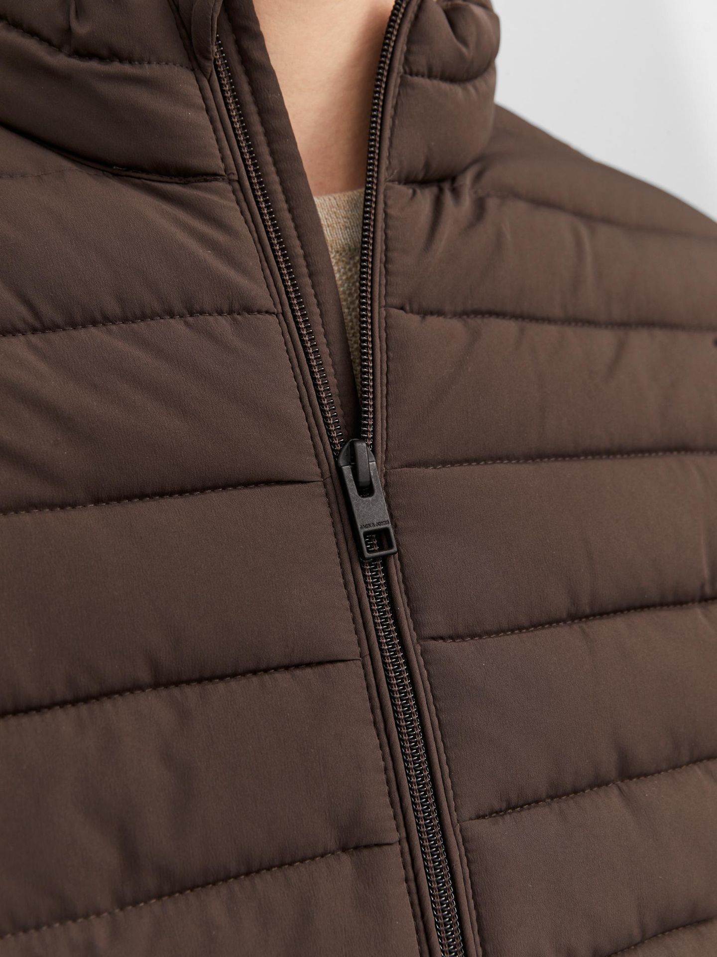Jack & Jones JJERECYCLE PUFFER COLLAR NOOS Seal Brown 2900140954011