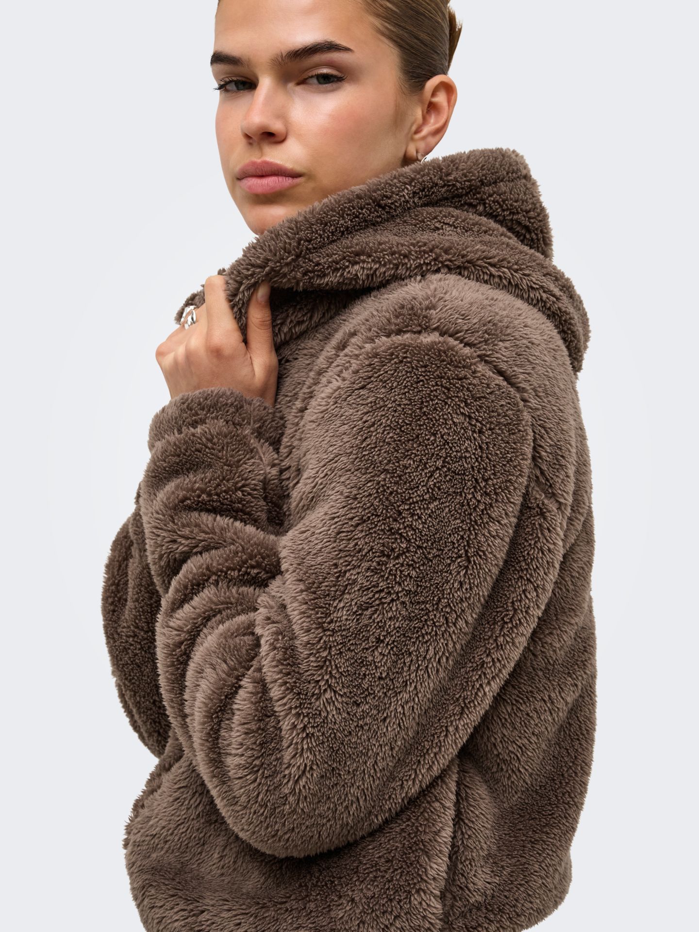 Only ONLNEWANNA CONTACT SHERPA JACKET CC Walnut 2900168719012
