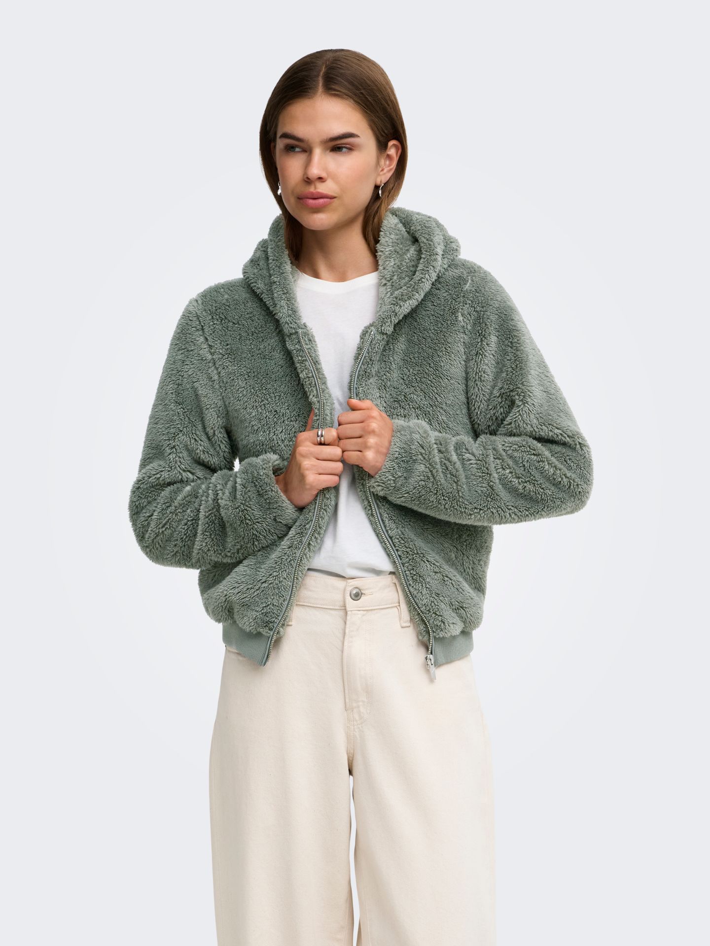 Only ONLNEWANNA CONTACT SHERPA JACKET CC Castor Gray 00105062-EKA26011400003691
