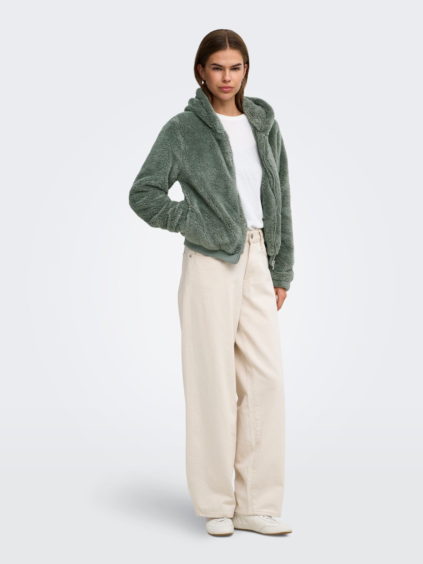 Only ONLNEWANNA CONTACT SHERPA JACKET CC Castor Gray 2900168721053