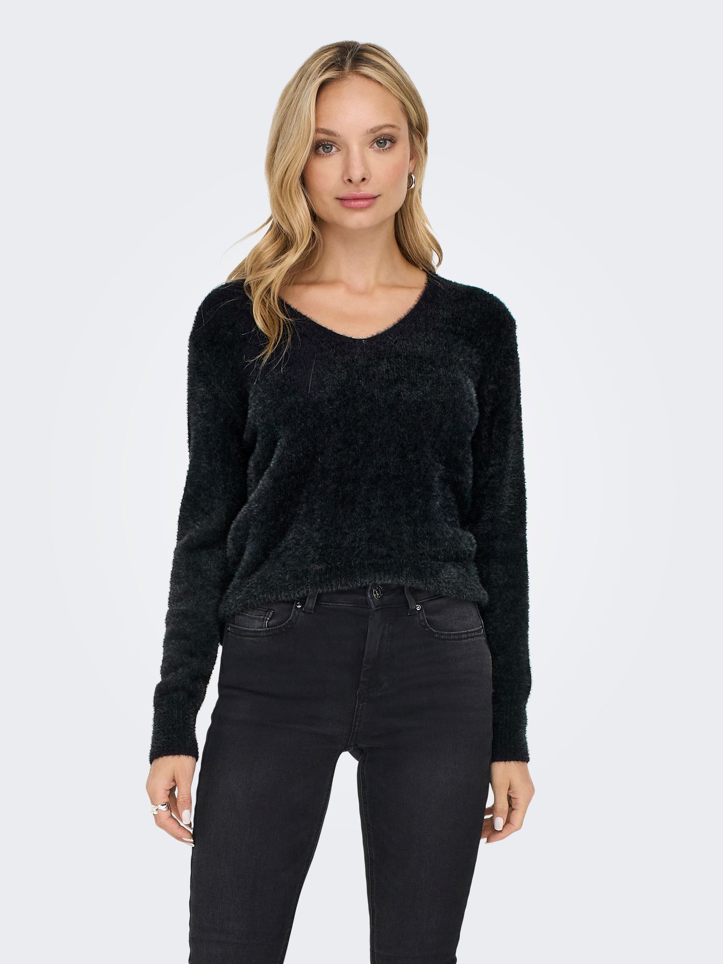 Only ONLELLA PIUMO LS V-NECK NCA KNT Black 2900160682048
