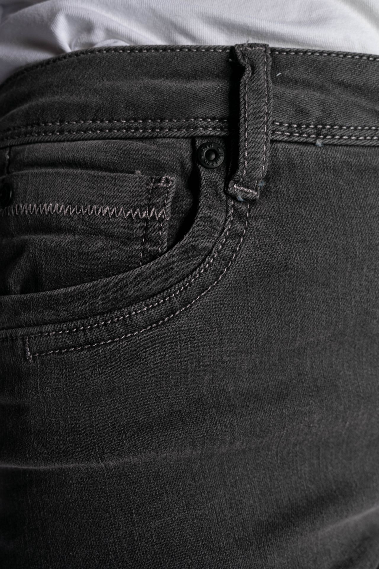 Red Button Jimmy Dark Grey Used grey20 2900144288105 Red Button Jimmy Dark Grey Used grey20 2900144288105