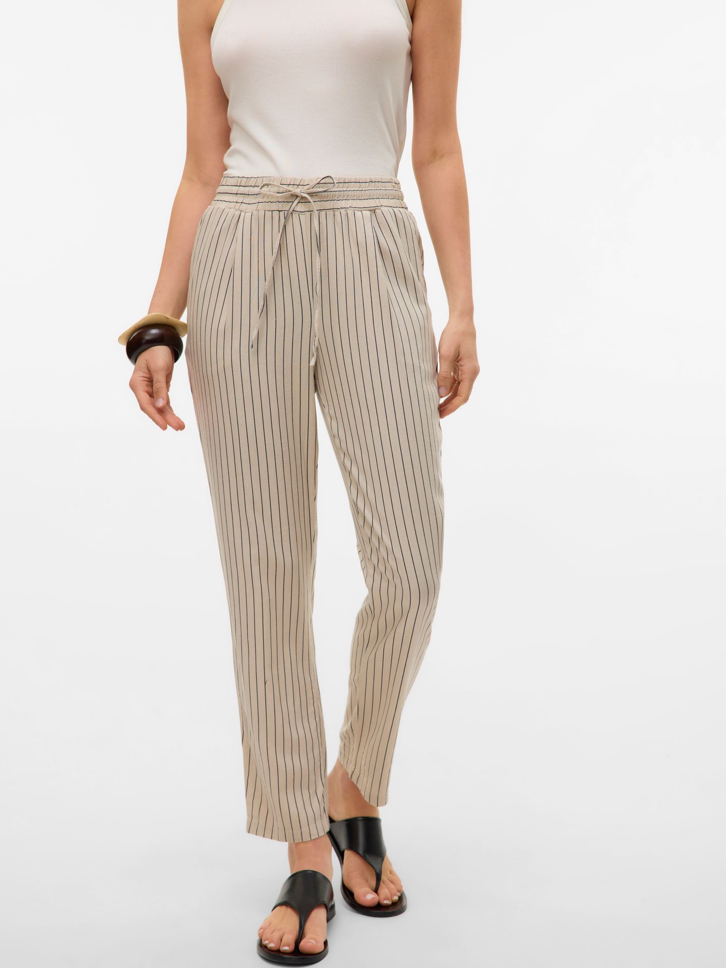 Vero Moda VMJESMILO ANKLE PANTS WVN GA NOOS Silver Lining/Anja Obsidian 2900153668059 Vero Moda VMJESMILO ANKLE PANTS WVN GA NOOS Silver Lining/Anja Obsidian 2900153668059