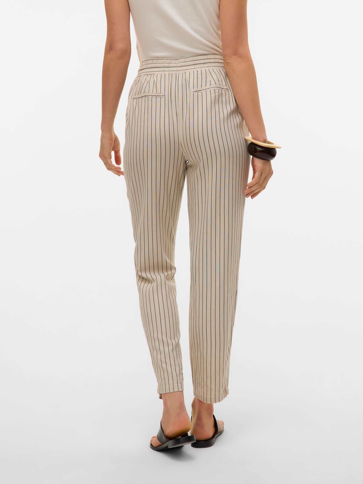 Vero Moda VMJESMILO ANKLE PANTS WVN GA NOOS Silver Lining/Anja Obsidian 2900153668059 Vero Moda VMJESMILO ANKLE PANTS WVN GA NOOS Silver Lining/Anja Obsidian 2900153668059