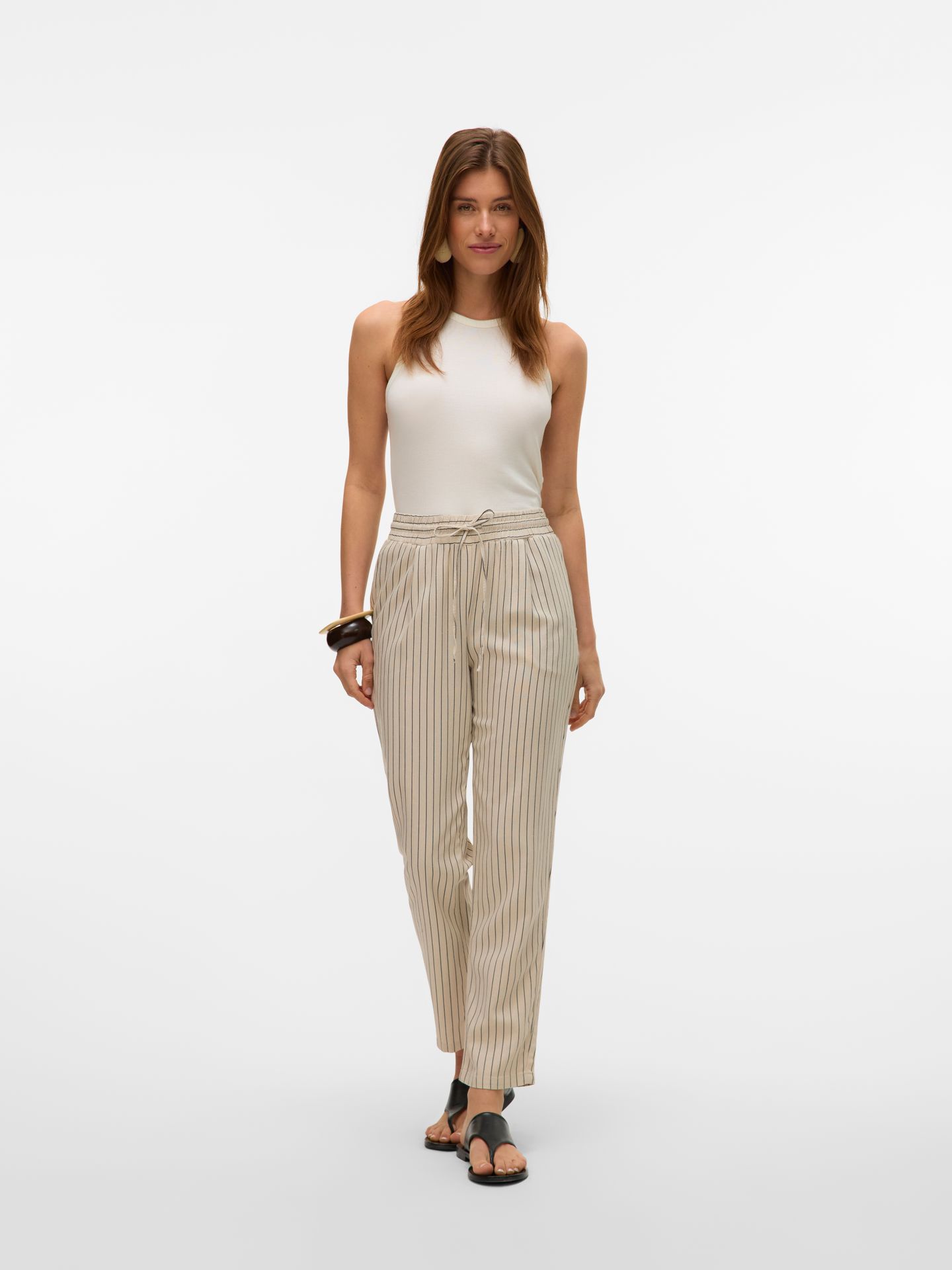 Vero Moda VMJESMILO ANKLE PANTS WVN GA NOOS Silver Lining/Anja Obsidian 2900153668059 Vero Moda VMJESMILO ANKLE PANTS WVN GA NOOS Silver Lining/Anja Obsidian 2900153668059