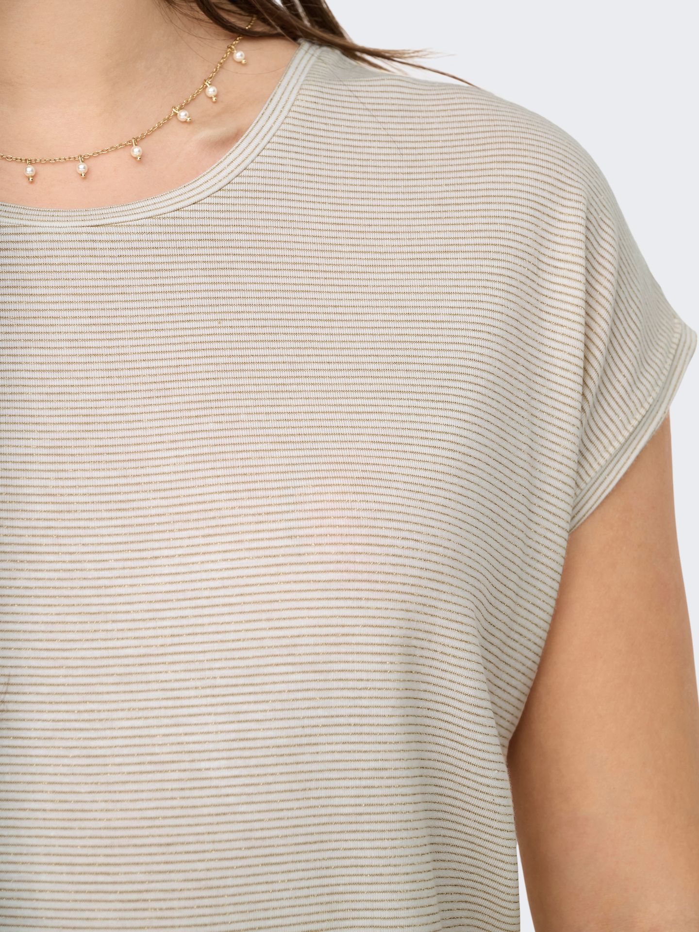 Only ONLCLAUDIA S/S GLITTER STRIPE TOP J Cloud Dancer/2024 BRODERIE ANGLAISE 2900154764057