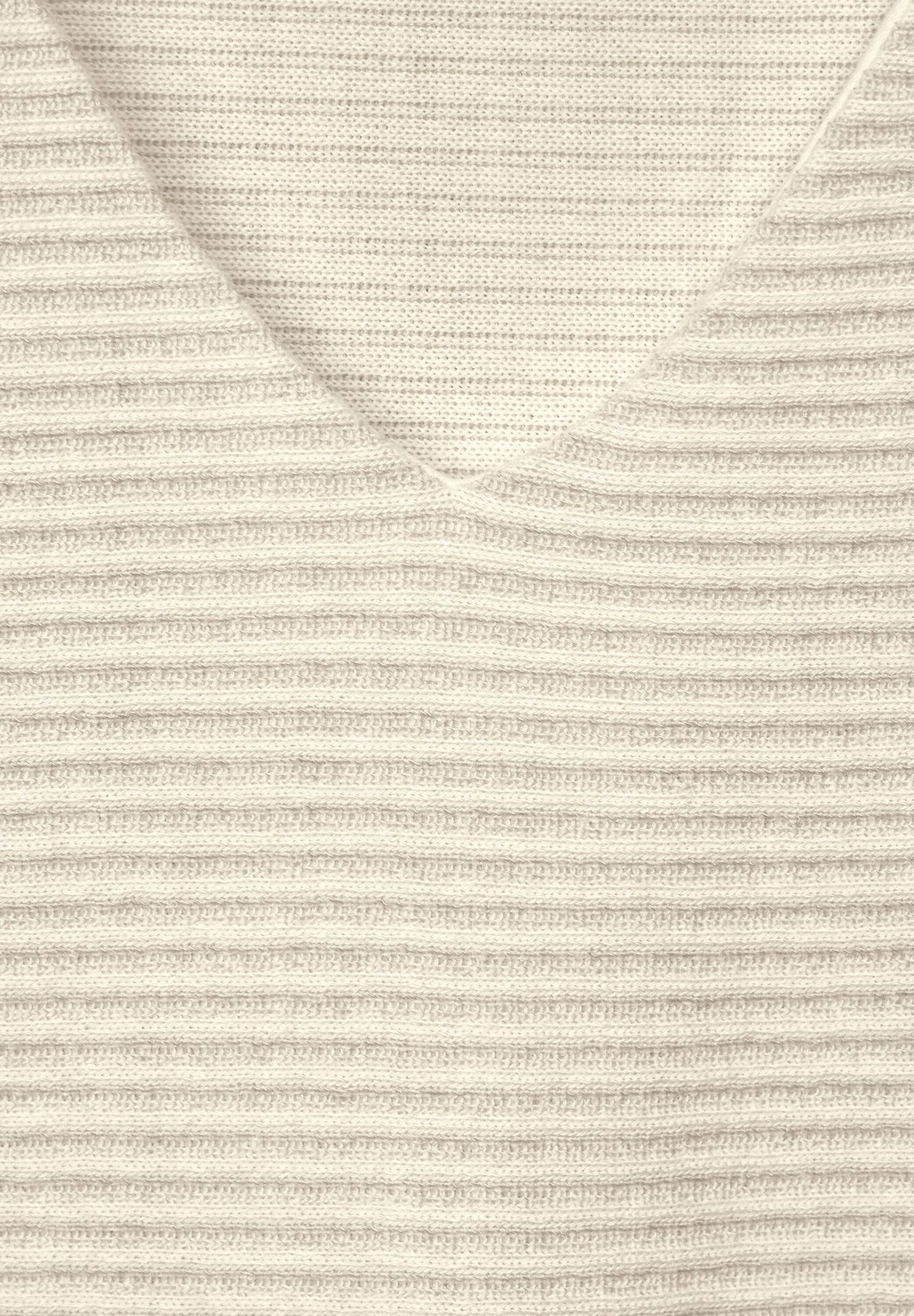 Street-One A321141 stripe structure v-neck smooth sand beige 2900146549044 Street-One A321141 stripe structure v-neck smooth sand beige 2900146549044