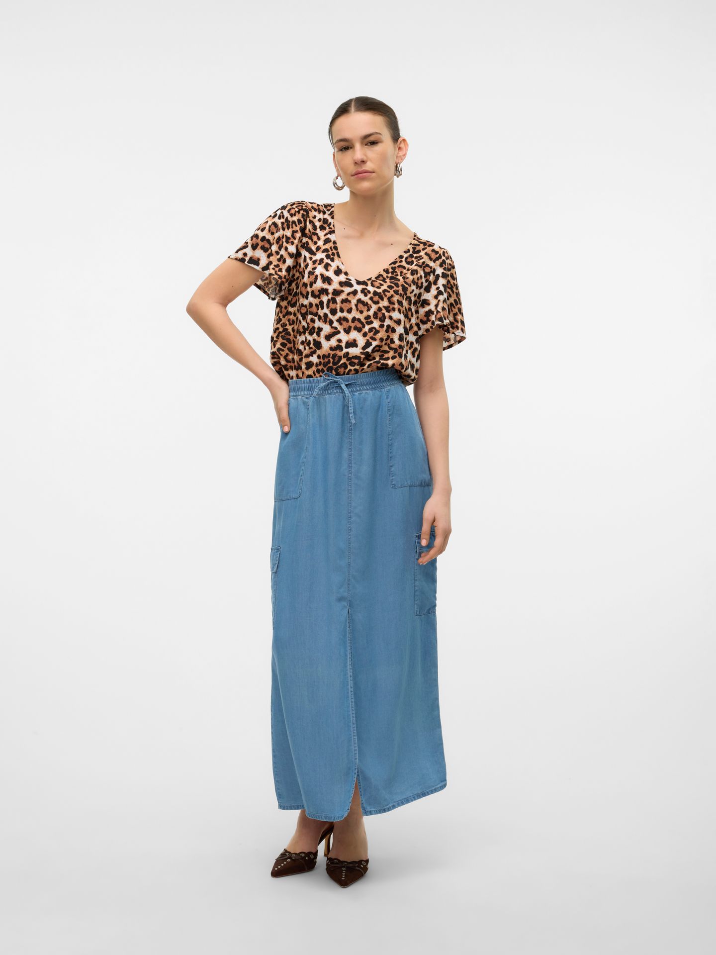 Vero Moda VMEASY JOY V-NECK SS BLOUSE WVN GA Tan/Leo 2900156098013