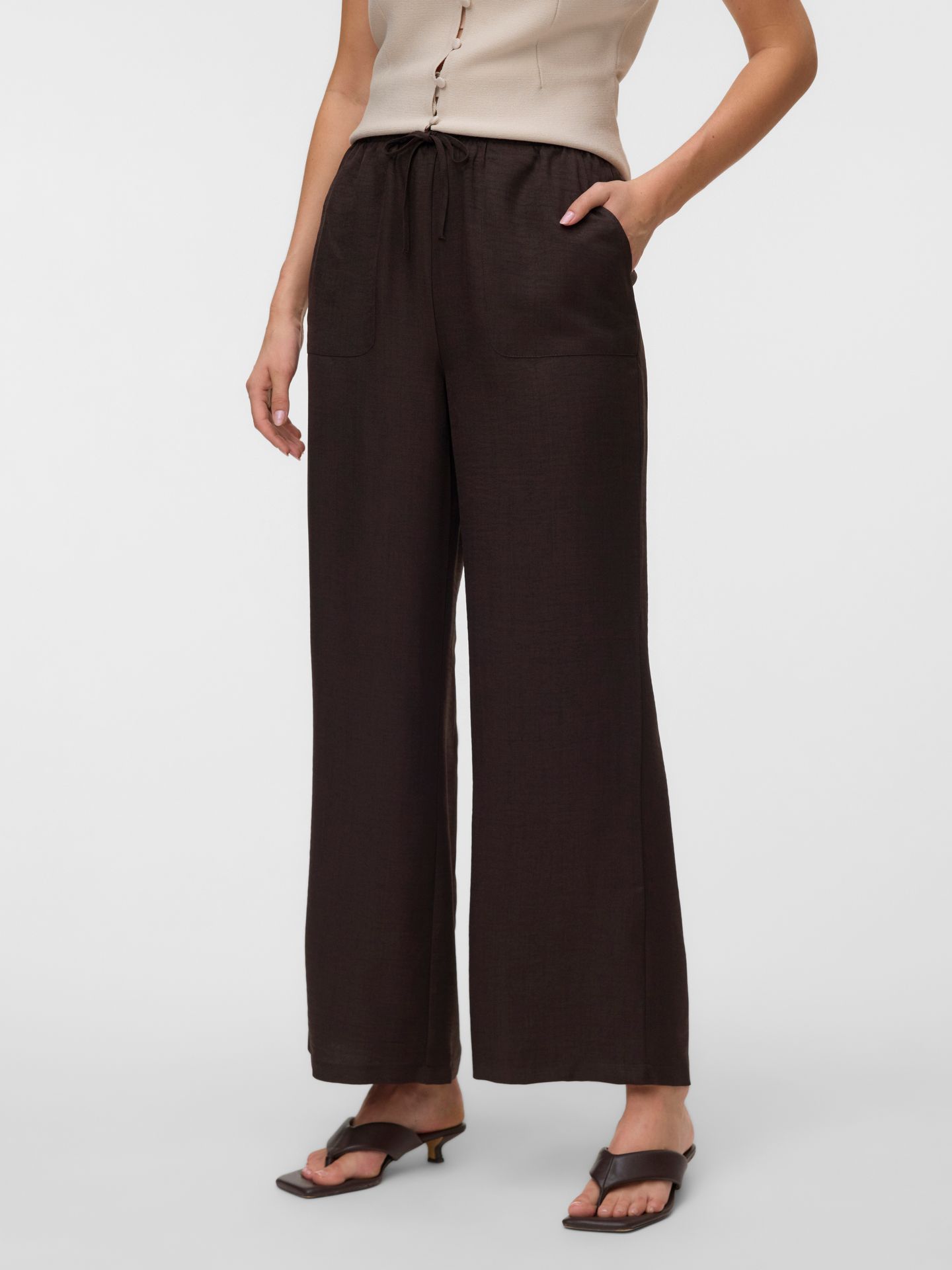 Vero Moda VMMELANEY HW LOOSE PANT WVN GA NOOS Chocolate Torte 00108664-EKA26011400003061