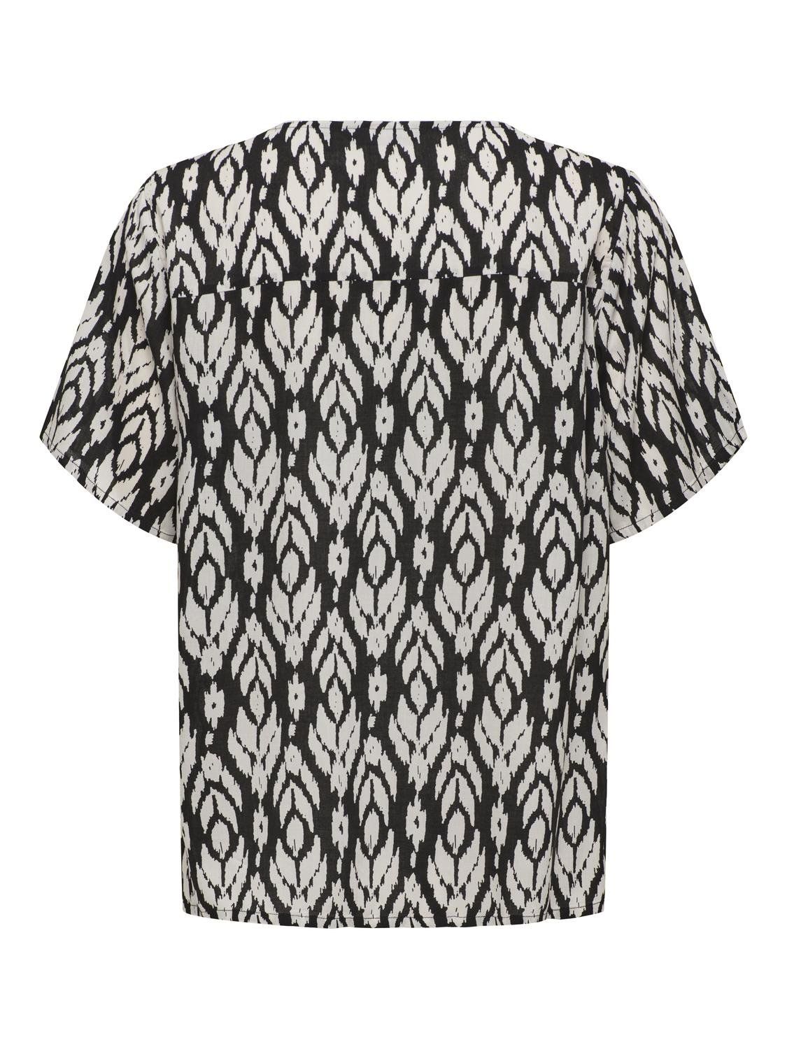 Only ONLSUSAN S/S V-NECK TOP WVN NOOS Black/CLARA LEO 2900148022033 Only ONLSUSAN S/S V-NECK TOP WVN NOOS Black/CLARA LEO 2900148022033