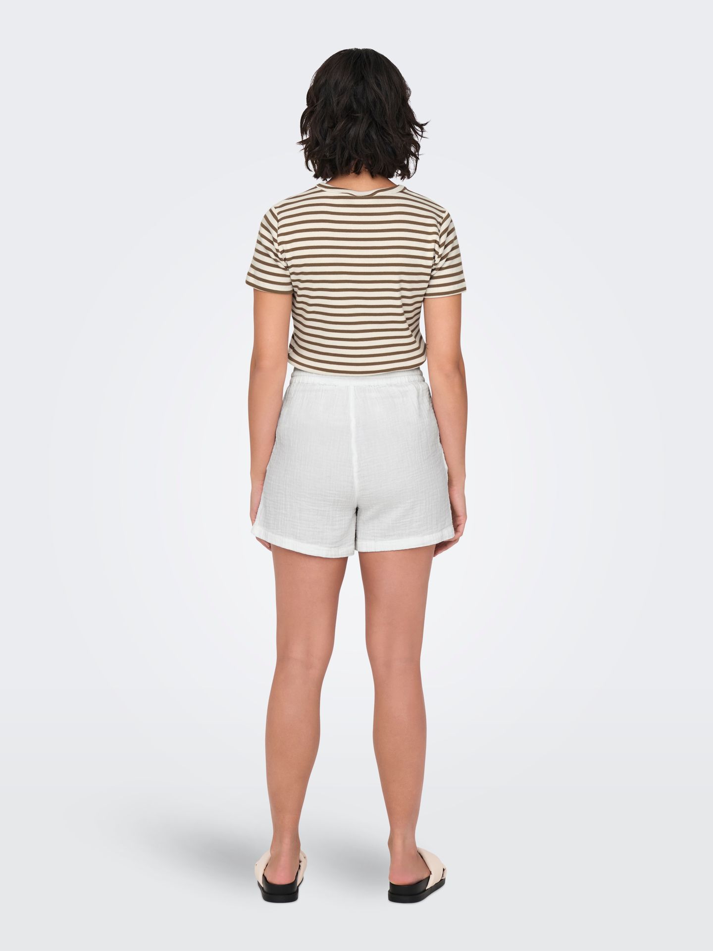 Only ONLTHYRA SHORTS NOOS WVN Cloud Dancer 2900153566058