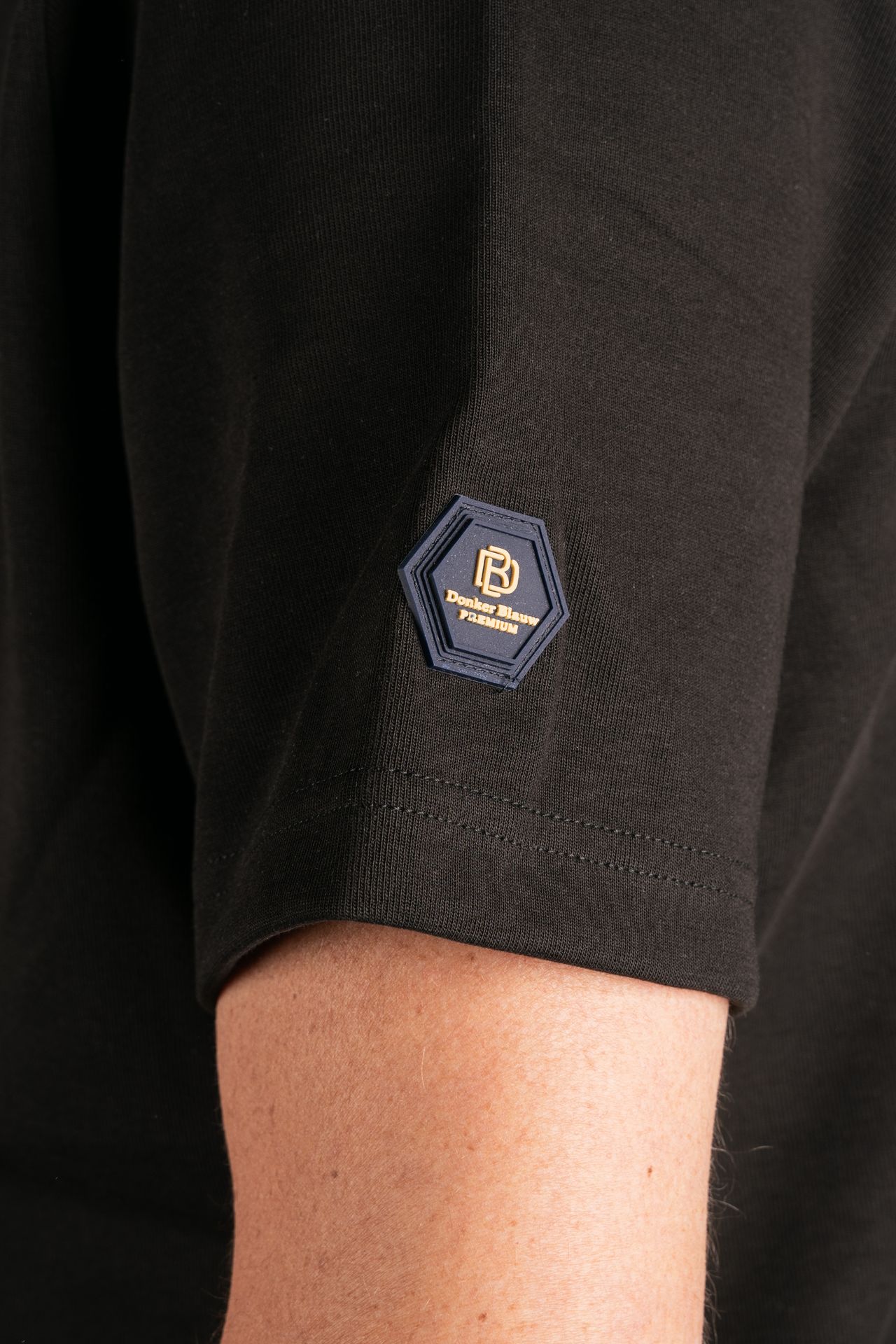 Donker Blauw DB-01 T-shirt Zwart 2900149124064