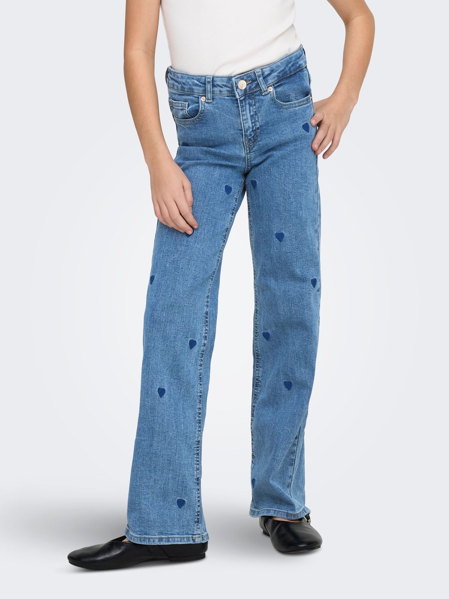 Kids Only KOGJUICY WIDE LEG HEART EMB JEANS N Light Medium Blue Denim/DARK BLUE H 2900158089057