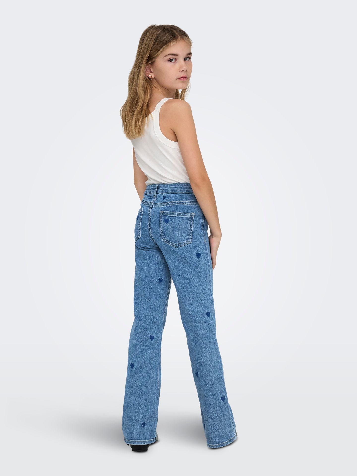 Kids Only KOGJUICY WIDE LEG HEART EMB JEANS N Light Medium Blue Denim/DARK BLUE H 2900158089057