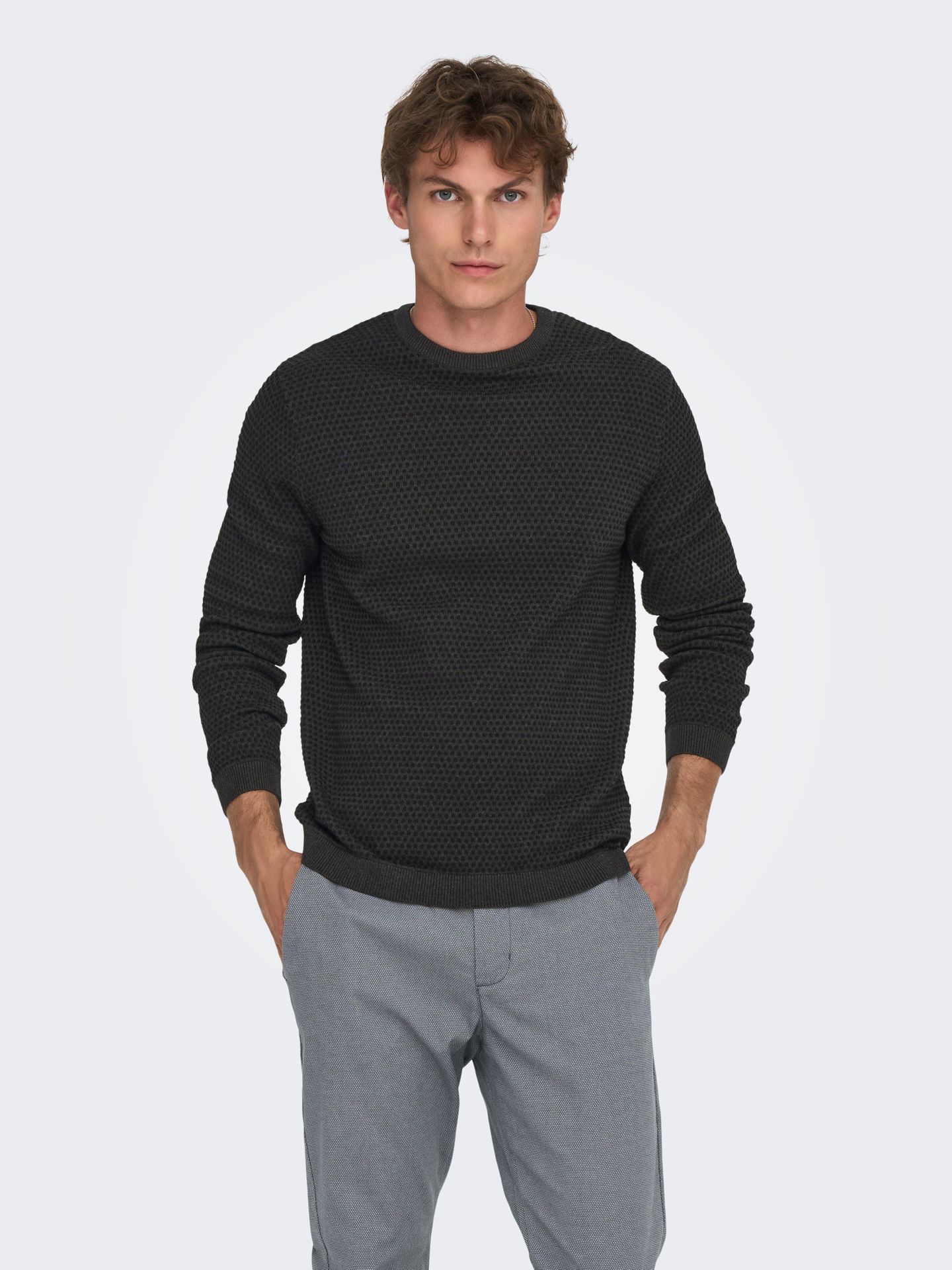 Only & Sons ONSTAPA REG 12 STRUC LS CREW KNIT N Dark Grey Melange/BLACK DOTS 00109596-EKA26011400002442