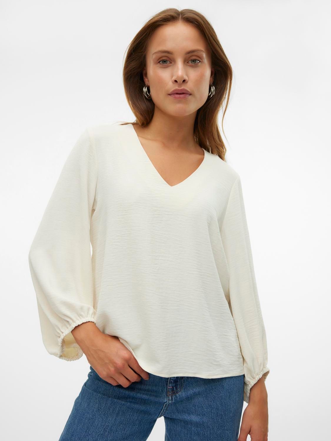 Vero Moda VMOLIVIA L/S V-NECK TOP WVN BTQ GA Birch 2900149635041