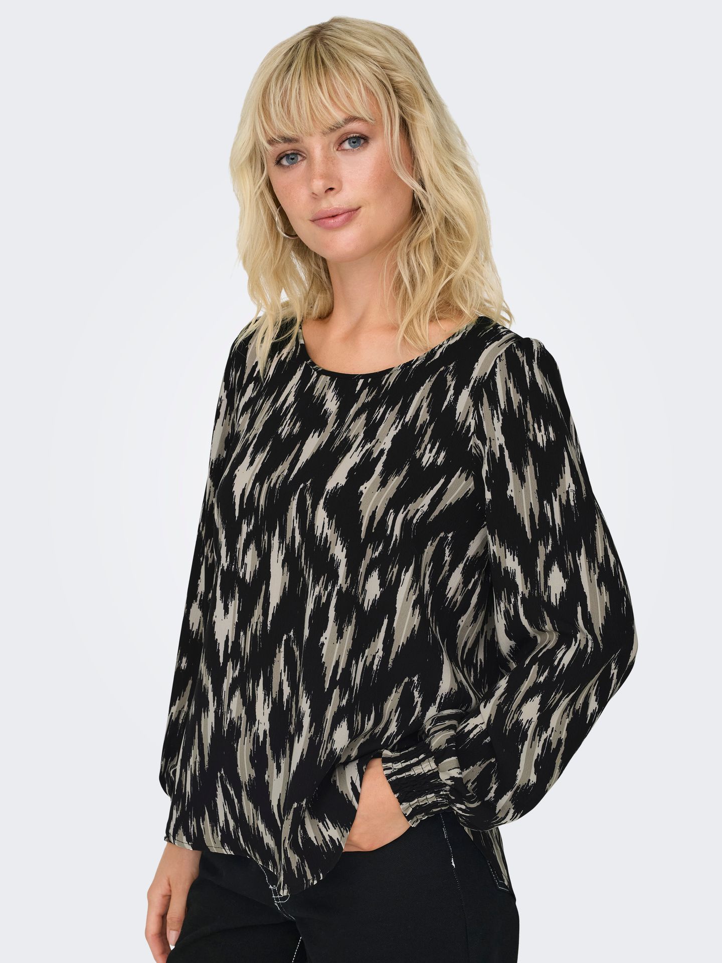 Only loONLELITE LIFE L/S TOP NOOS PTM Black/Rad 2900149813036