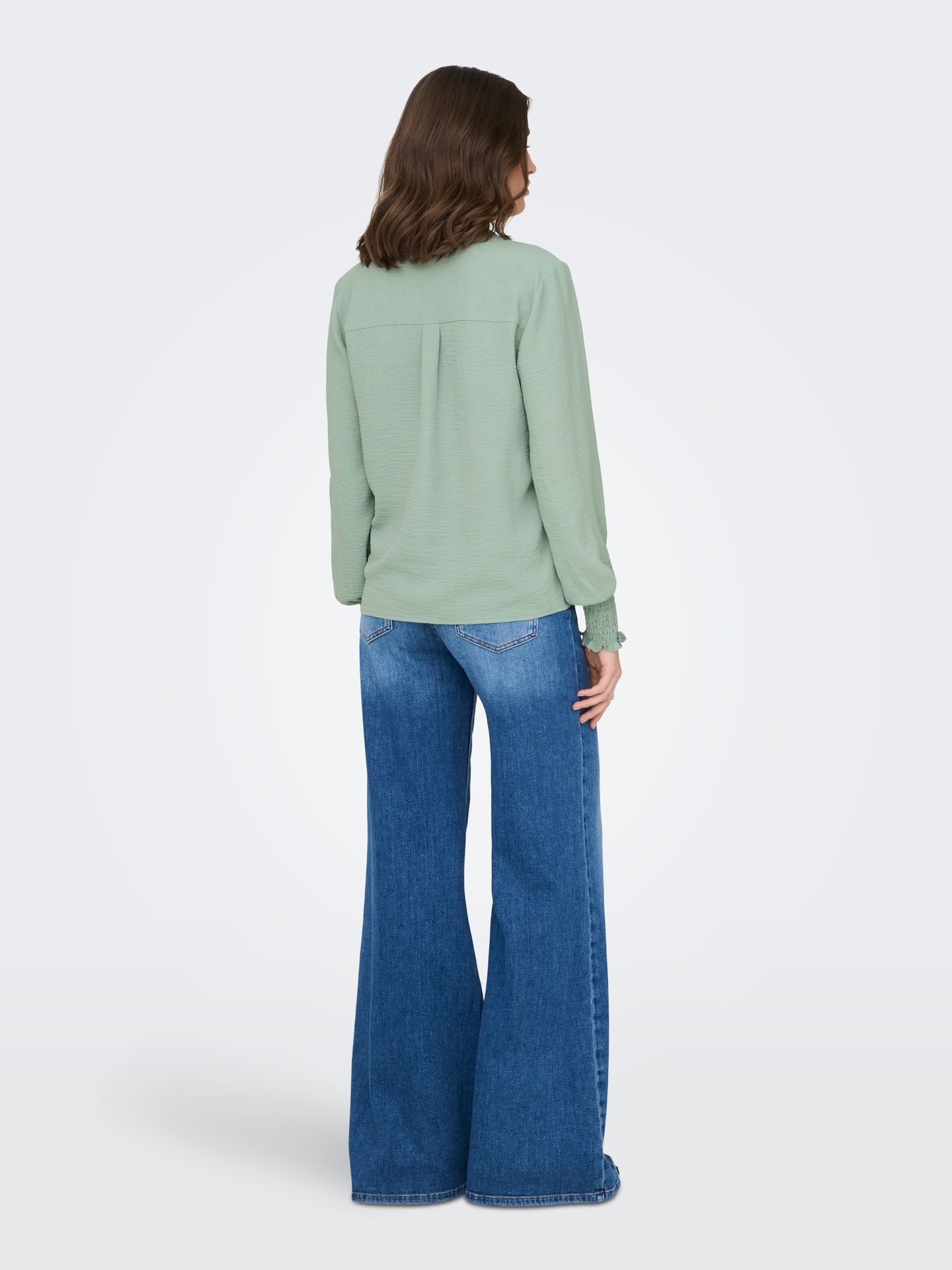 Only ONLMETTE V-NECK LS SMOCK TOP NOOS W Jadeite 2900162648042